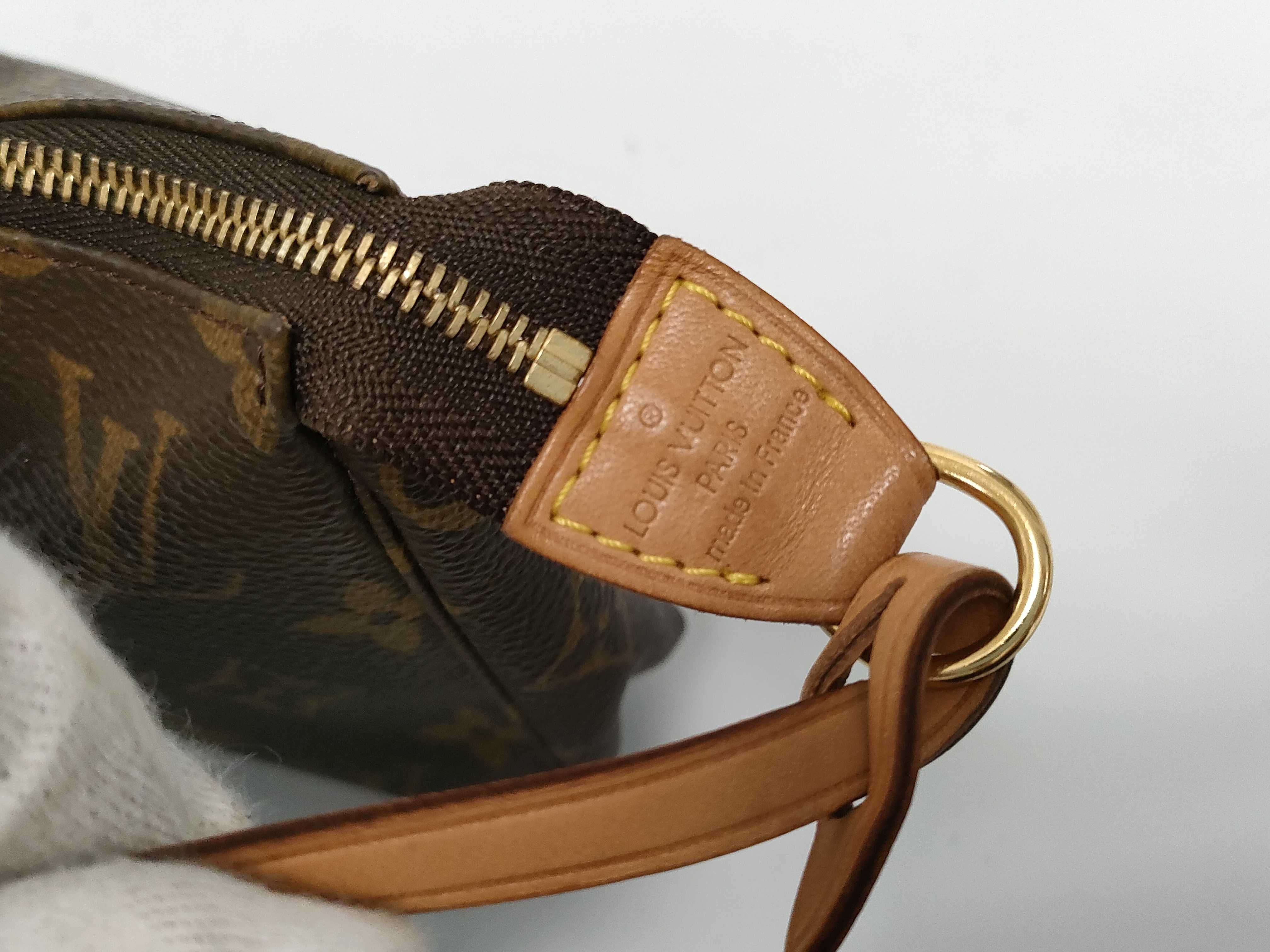 Monogram Louis Vuitton Accessory Pouch — view 7