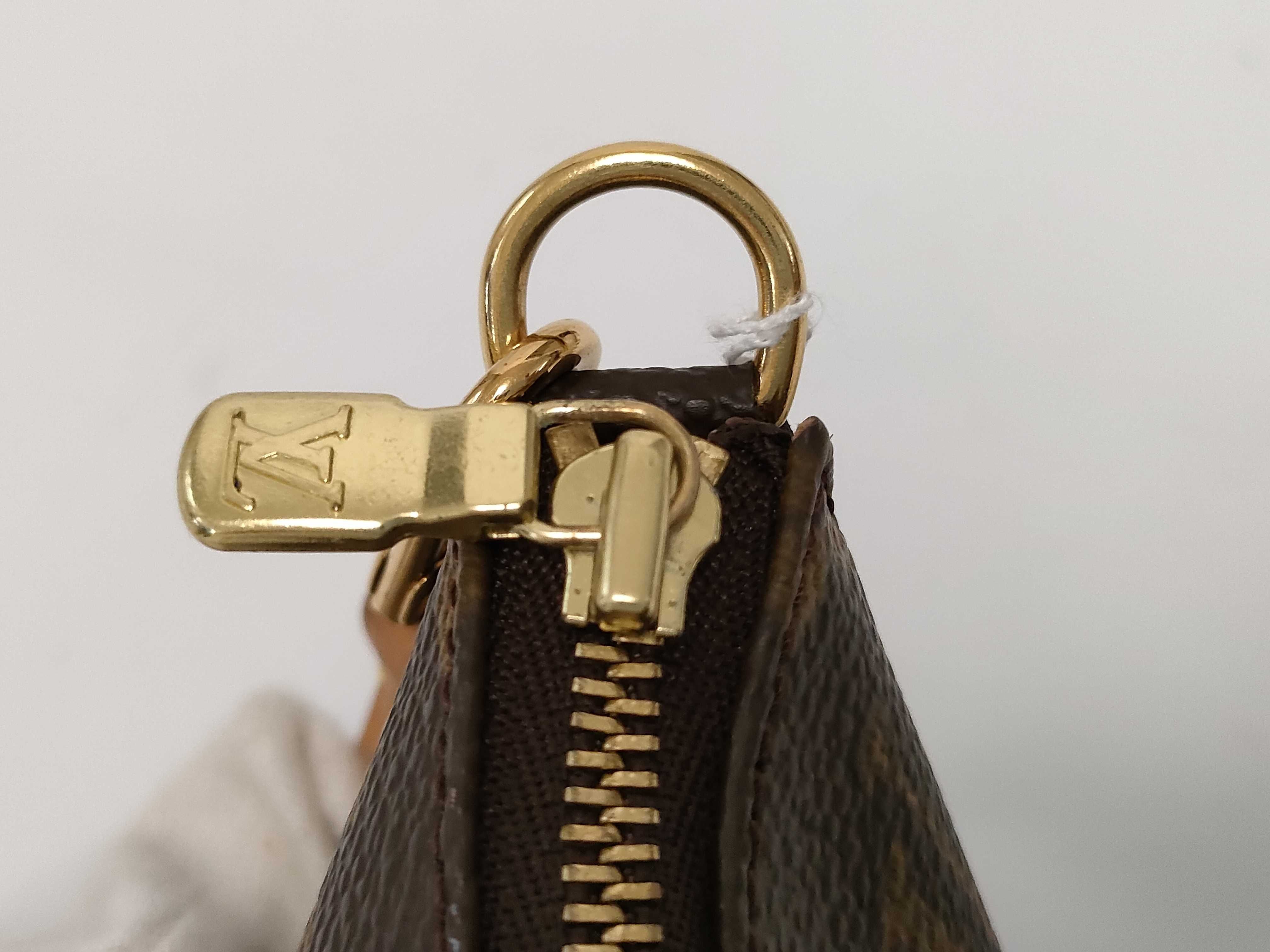 Monogram Louis Vuitton Accessory Pouch — view 9