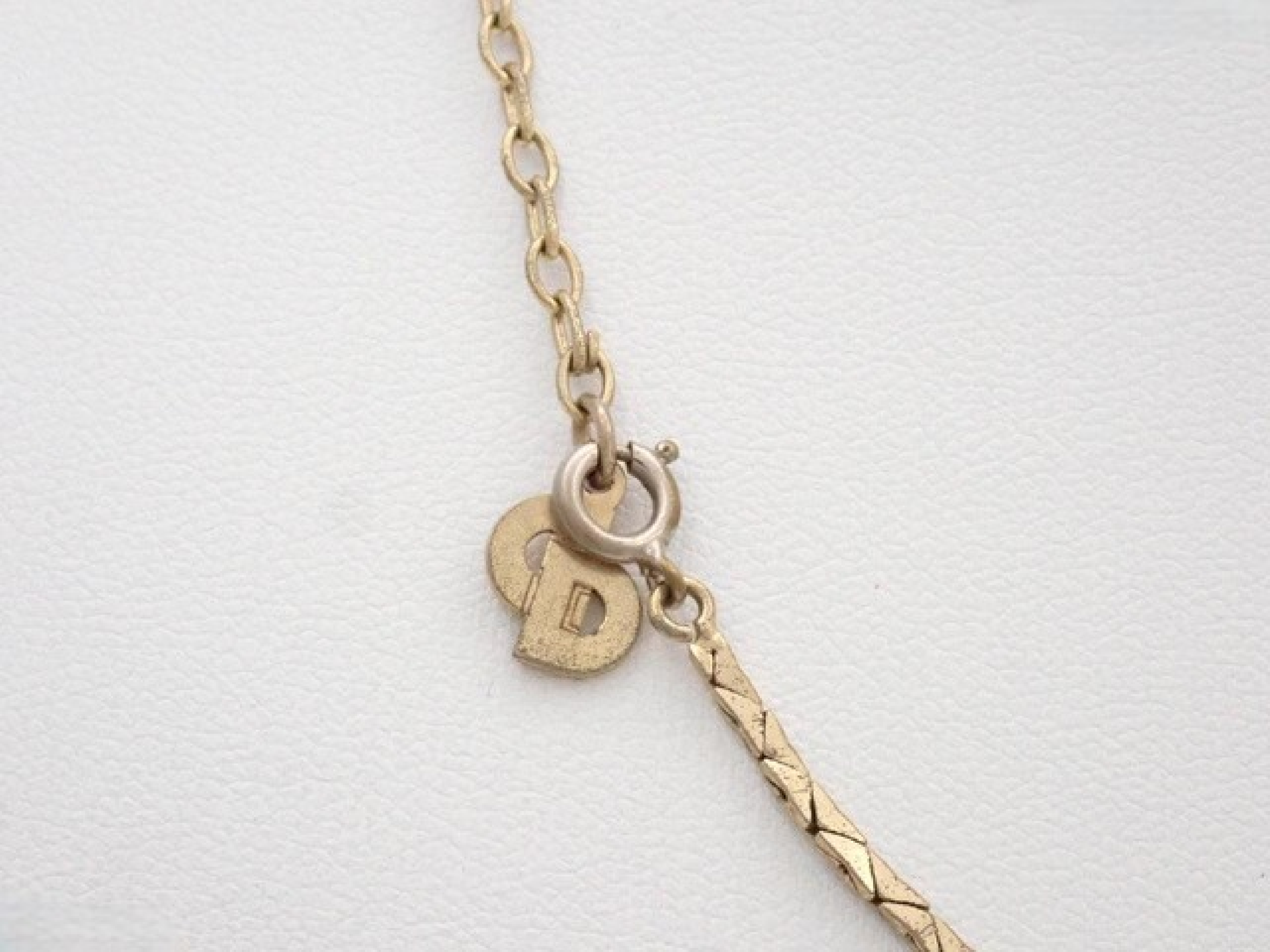 pendant necklace (with plating peeling) — view 3