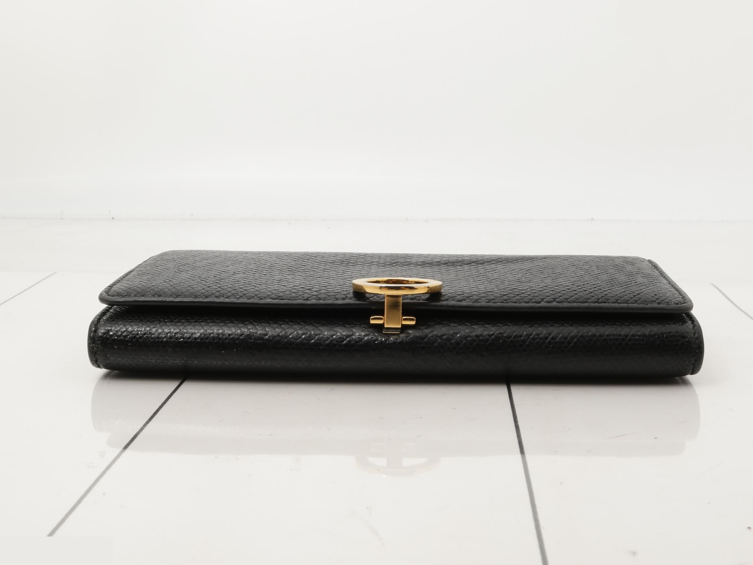 wallet — view 3
