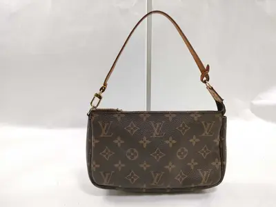Monogram Pochette Accessoires M51980 Pouch