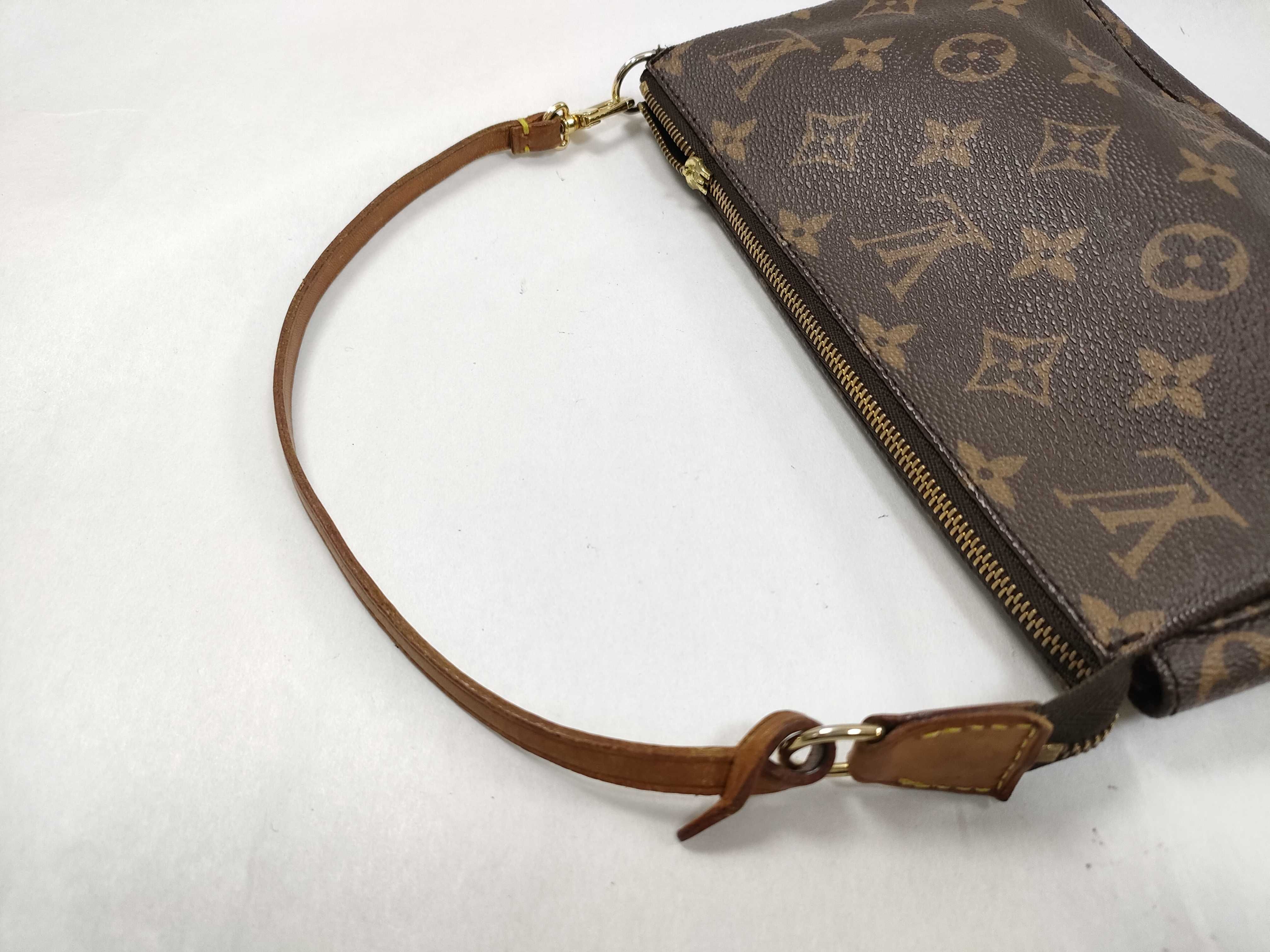 Monogram Pochette Accessoires M51980 Pouch — view 3