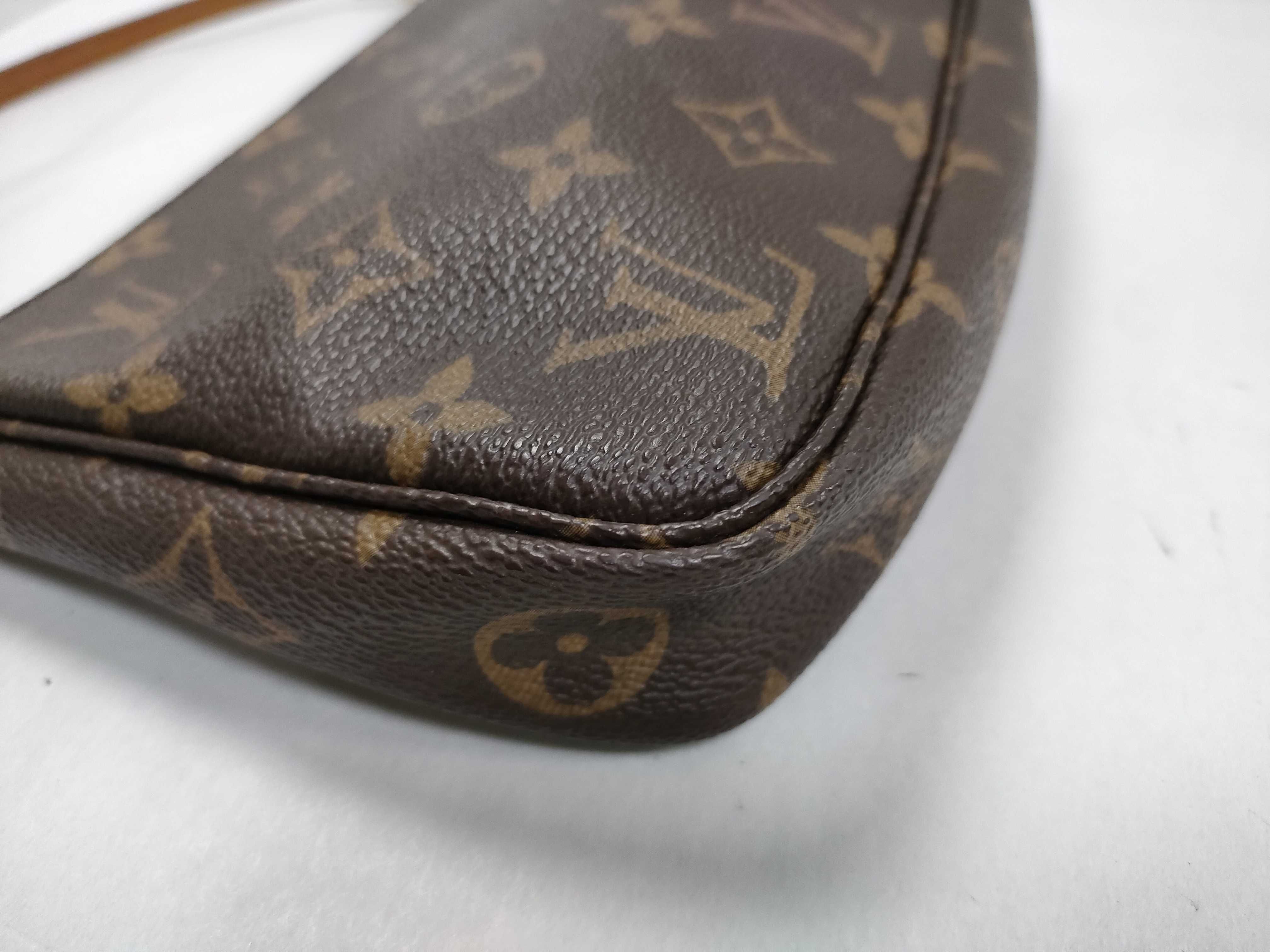 Monogram Pochette Accessoires M51980 Pouch — view 8