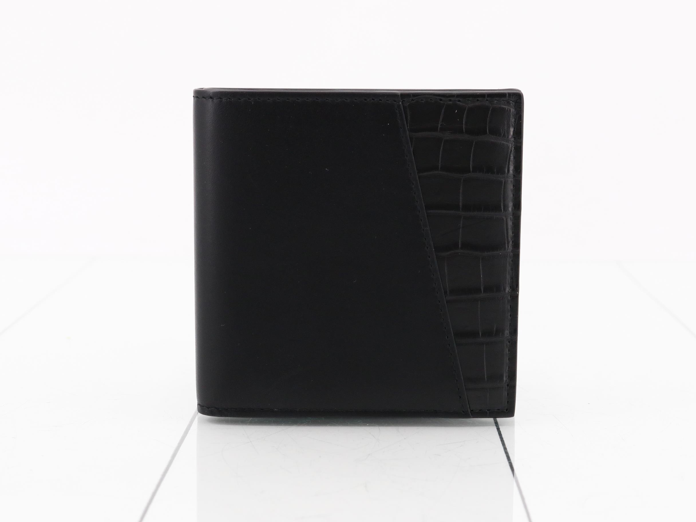 Leather bi-fold wallet, black