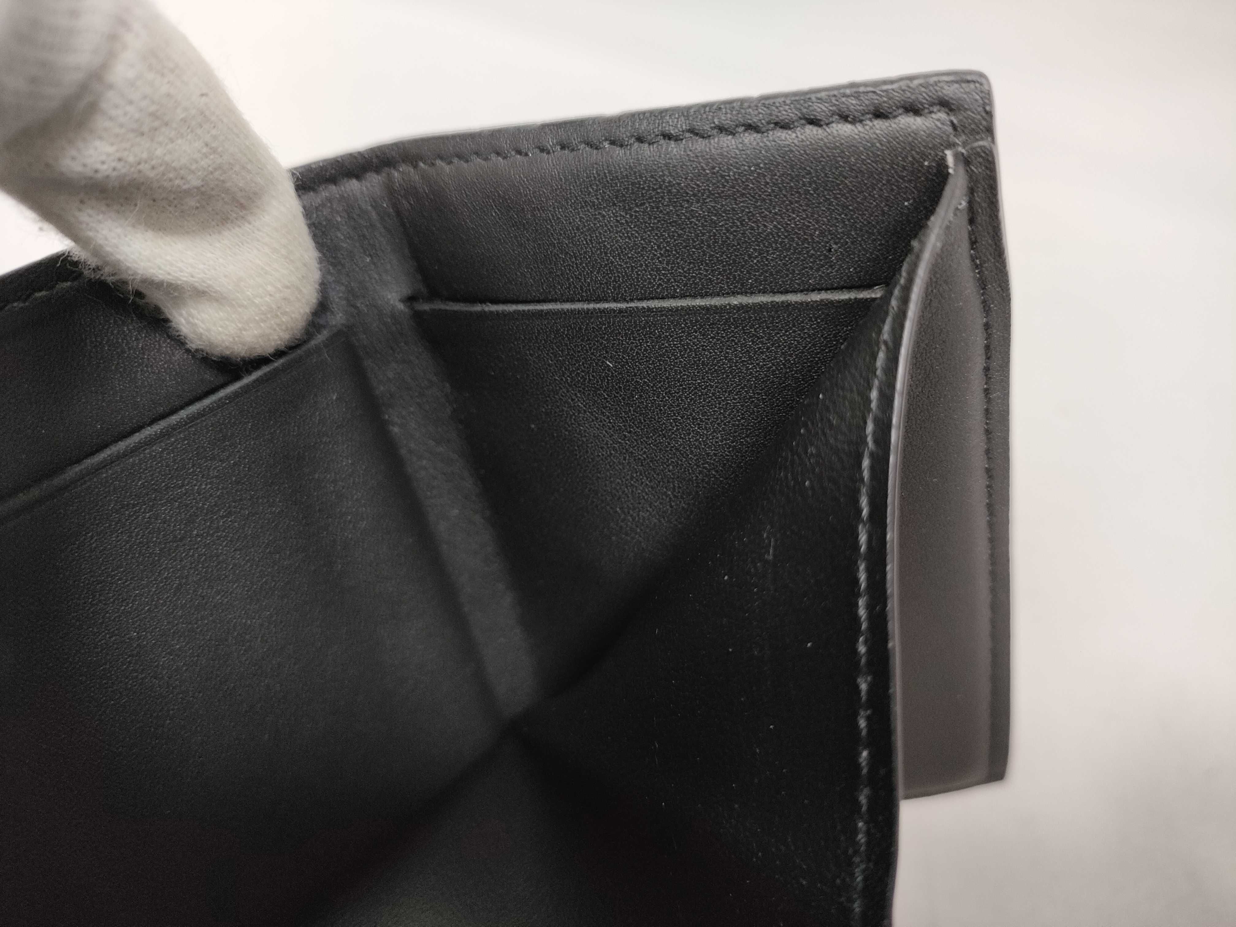 Monogram Eclipse Discovery Compact Wallet M67630 (RFID enabled, snap closure in good condition) — view 10