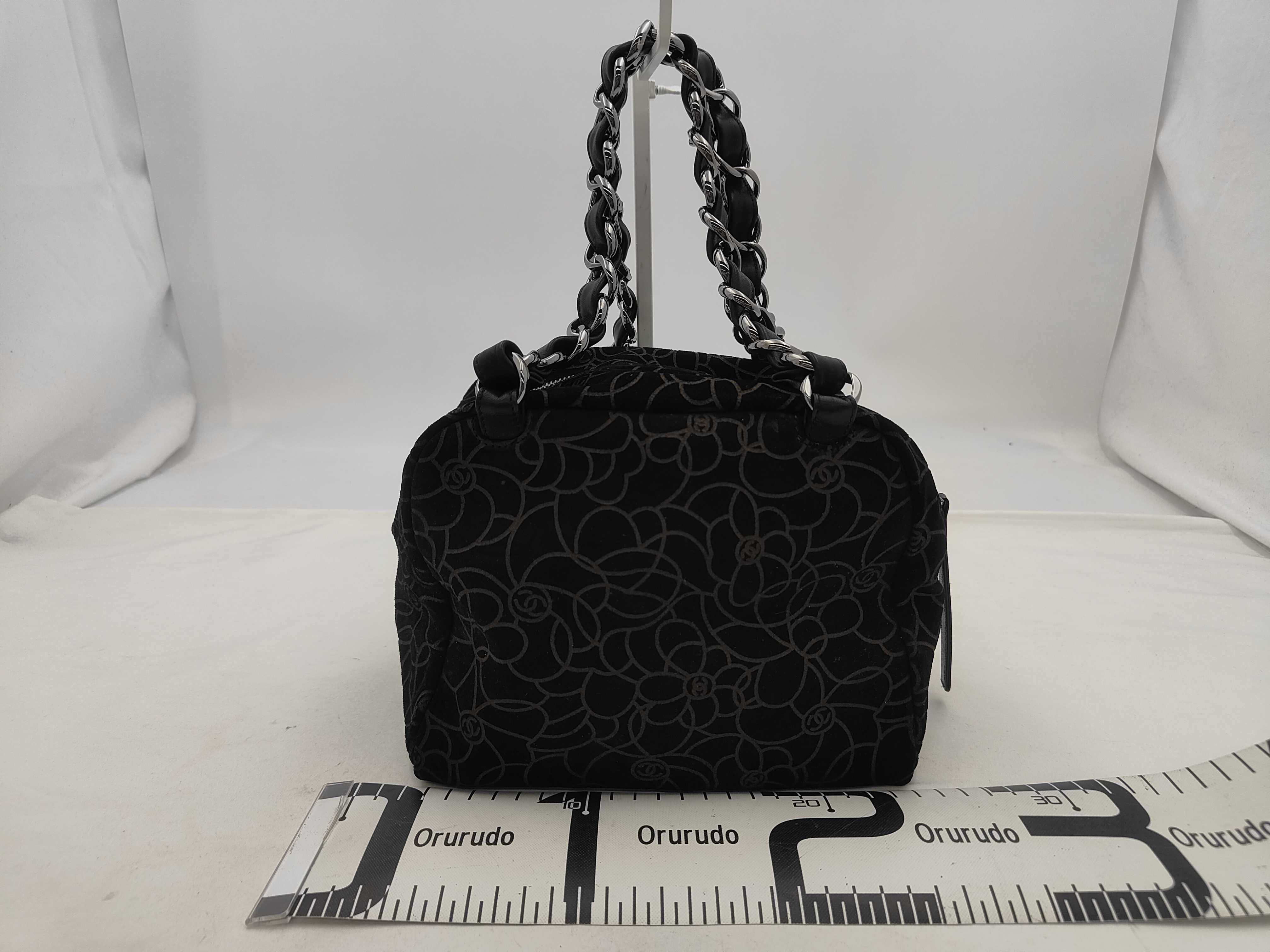 Suede Camellia Pattern Chain Shoulder Bag — view 2