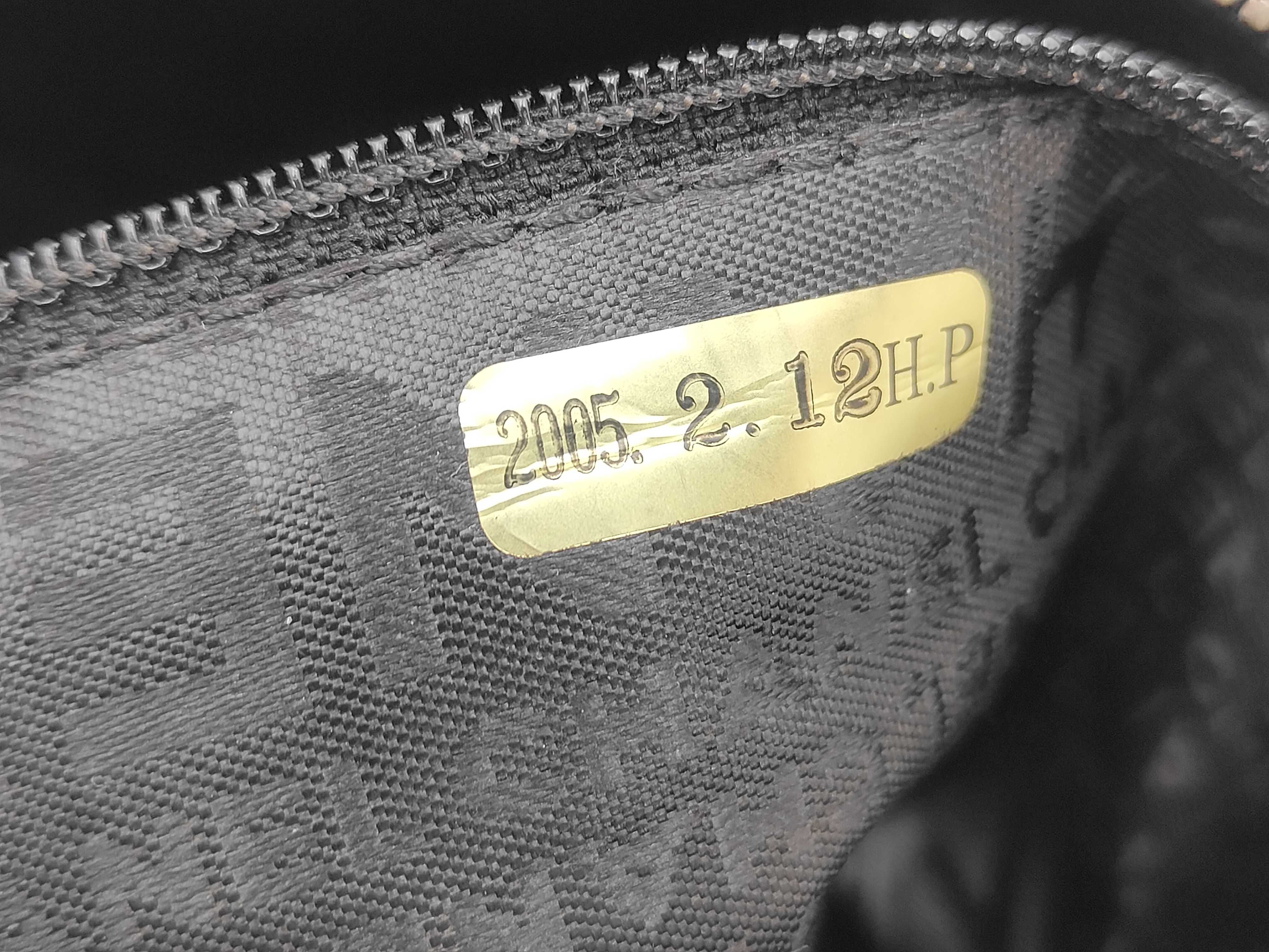Suede Camellia Pattern Chain Shoulder Bag — view 10
