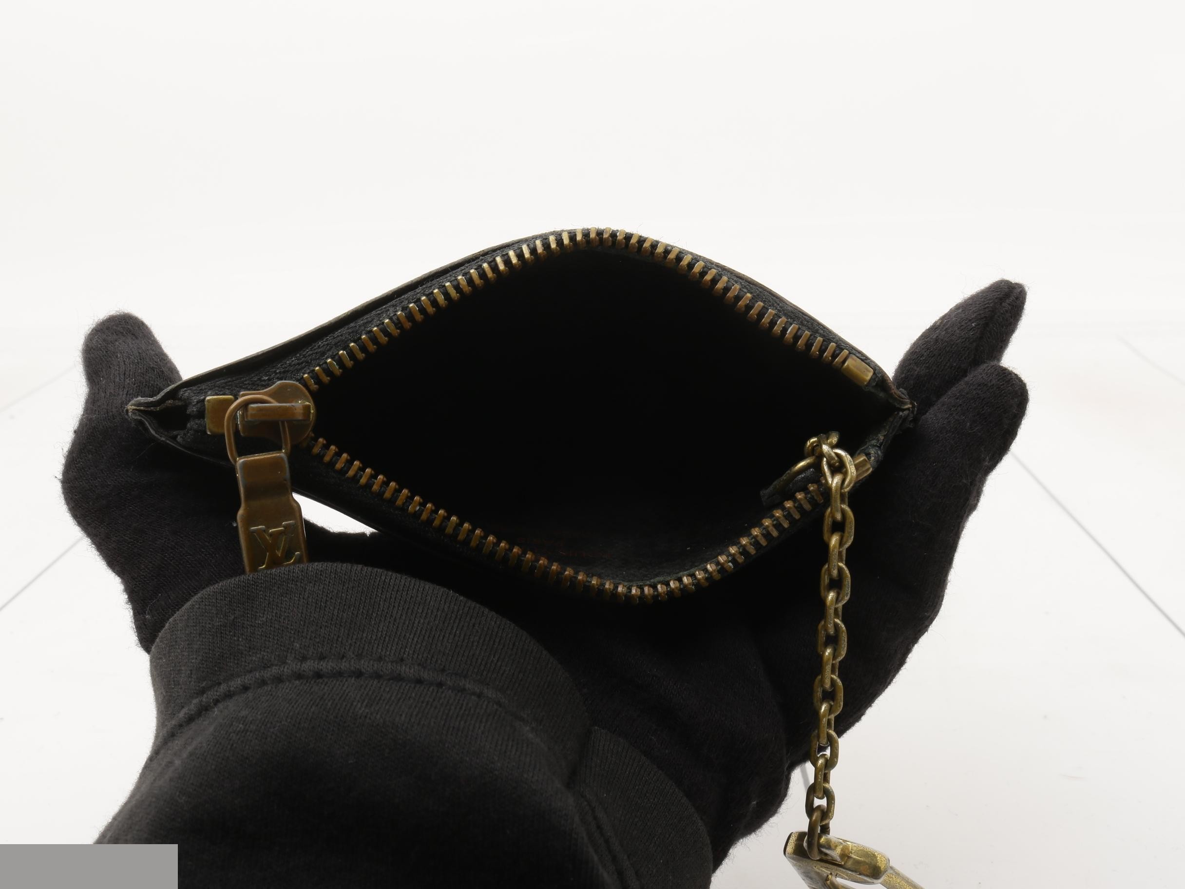 LV Epi Pochette Clé M63802 — view 4