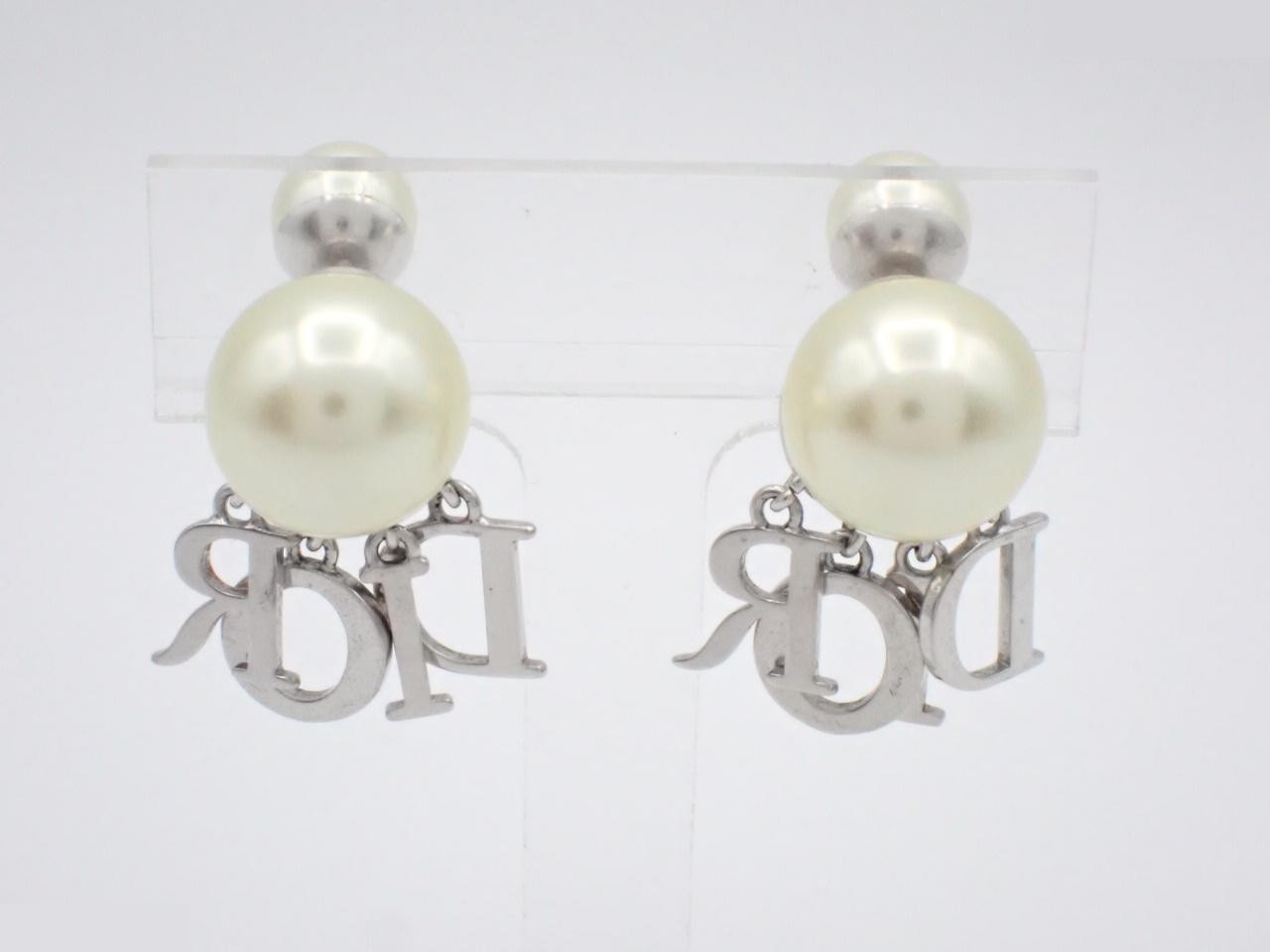 Earrings — view 2