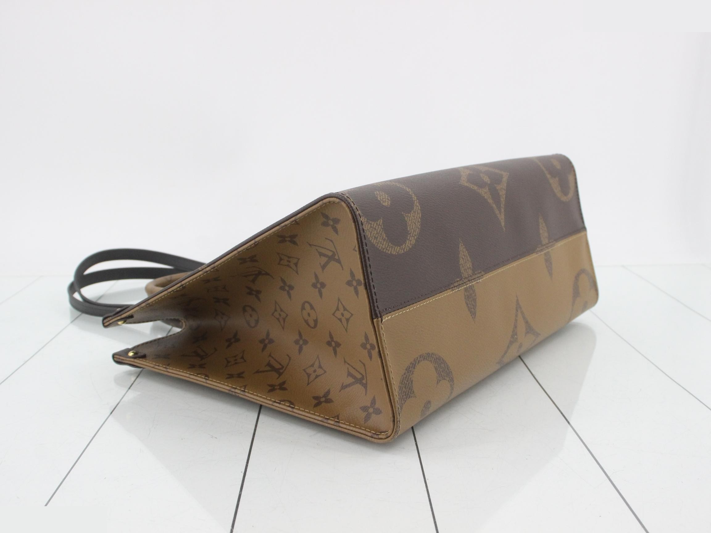 Giant Monogram Reverse OnTheGo MM — view 5