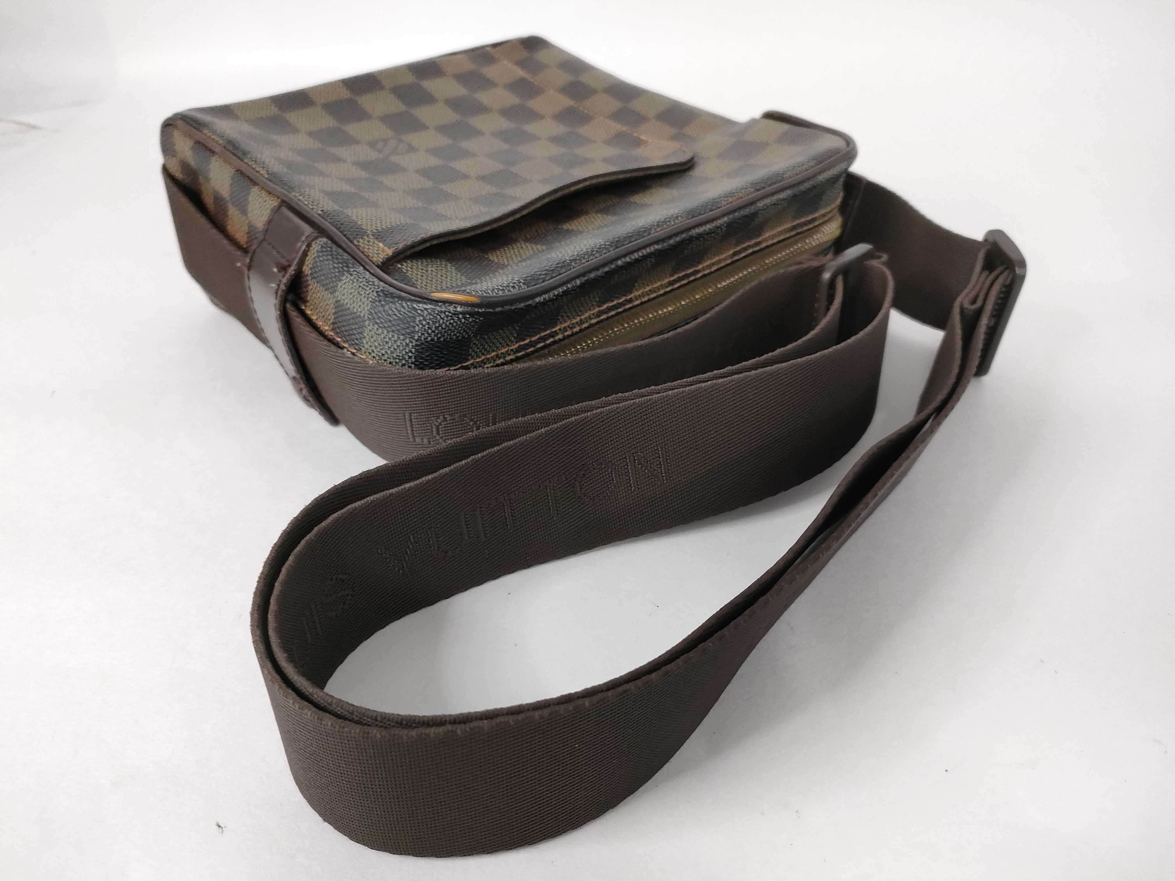 Damier Louis Vuitton Damier Olaf PM N41442 Shoulder Bag — view 3