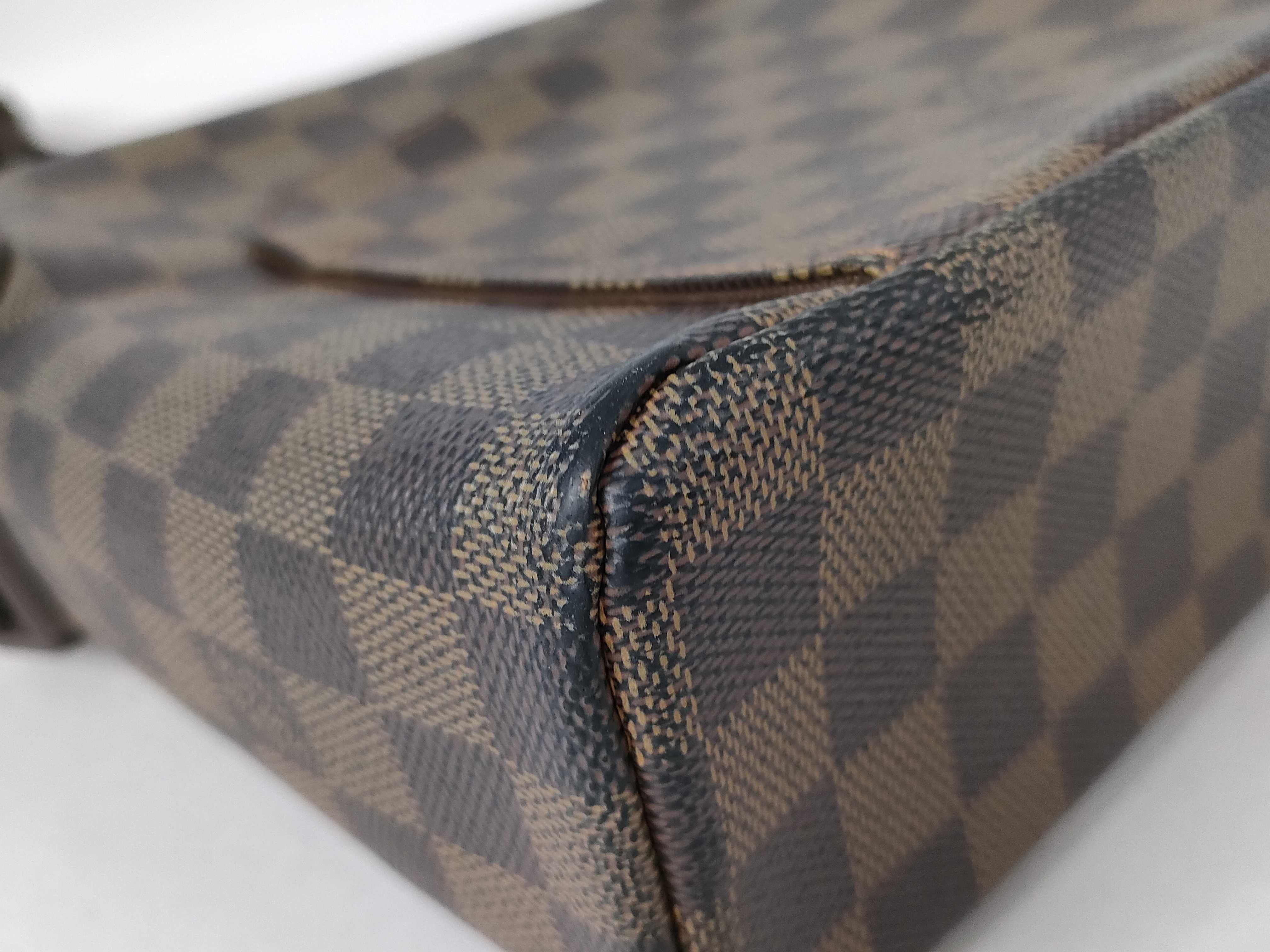 Damier Louis Vuitton Damier Olaf PM N41442 Shoulder Bag — view 6