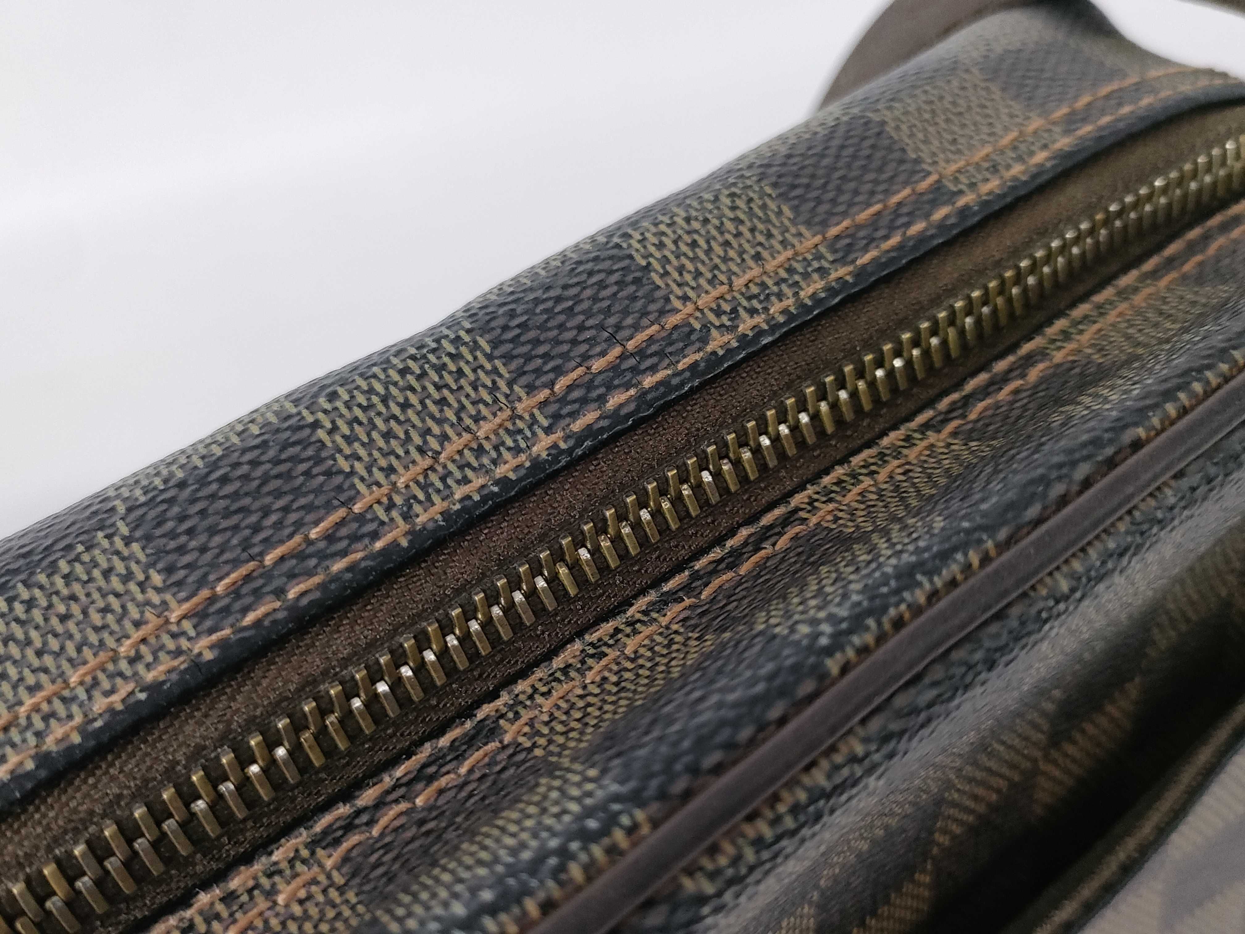 Damier Louis Vuitton Damier Olaf PM N41442 Shoulder Bag — view 8