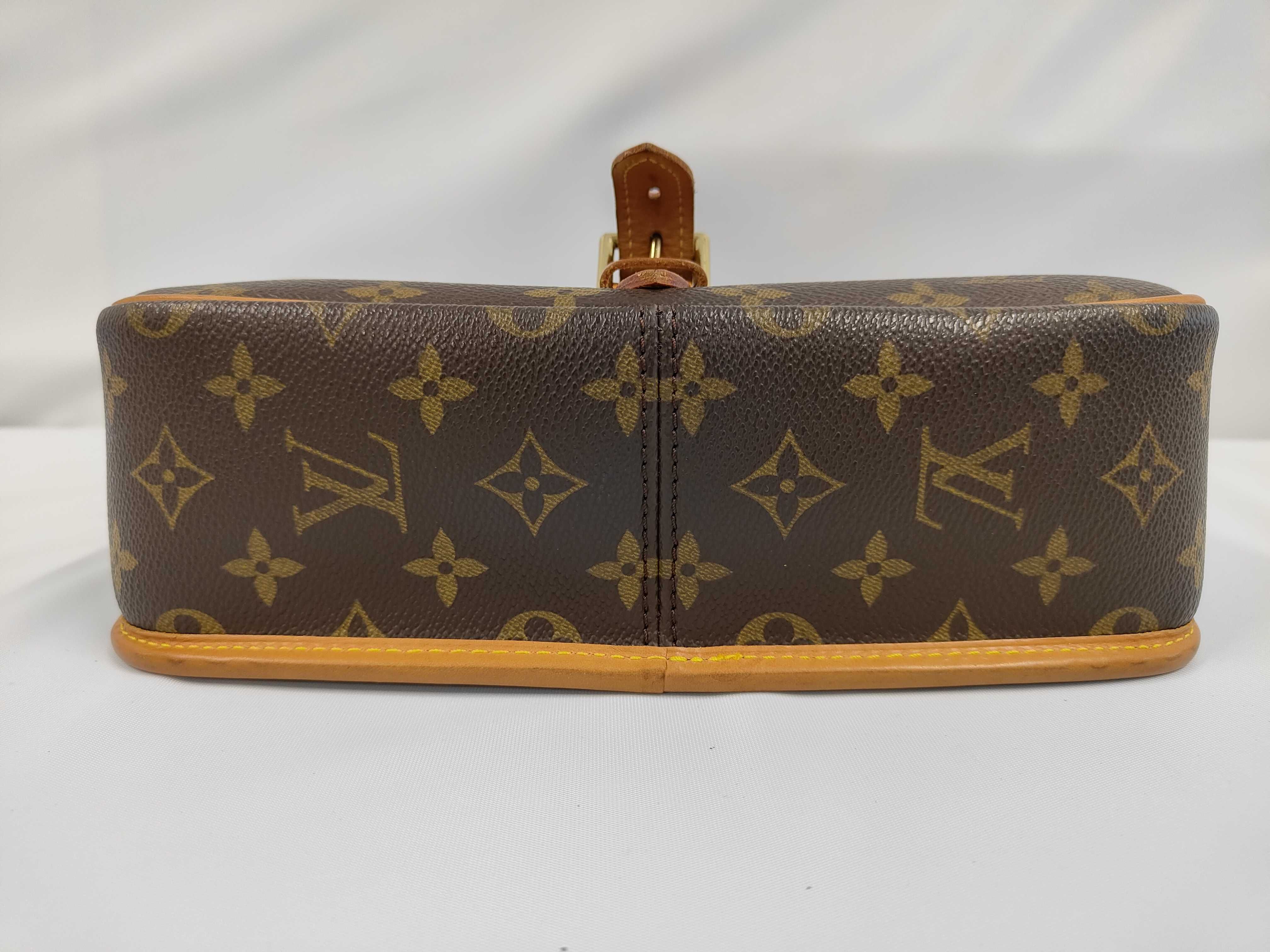 Monogram M42250 Sologne Shoulder Bag — view 3