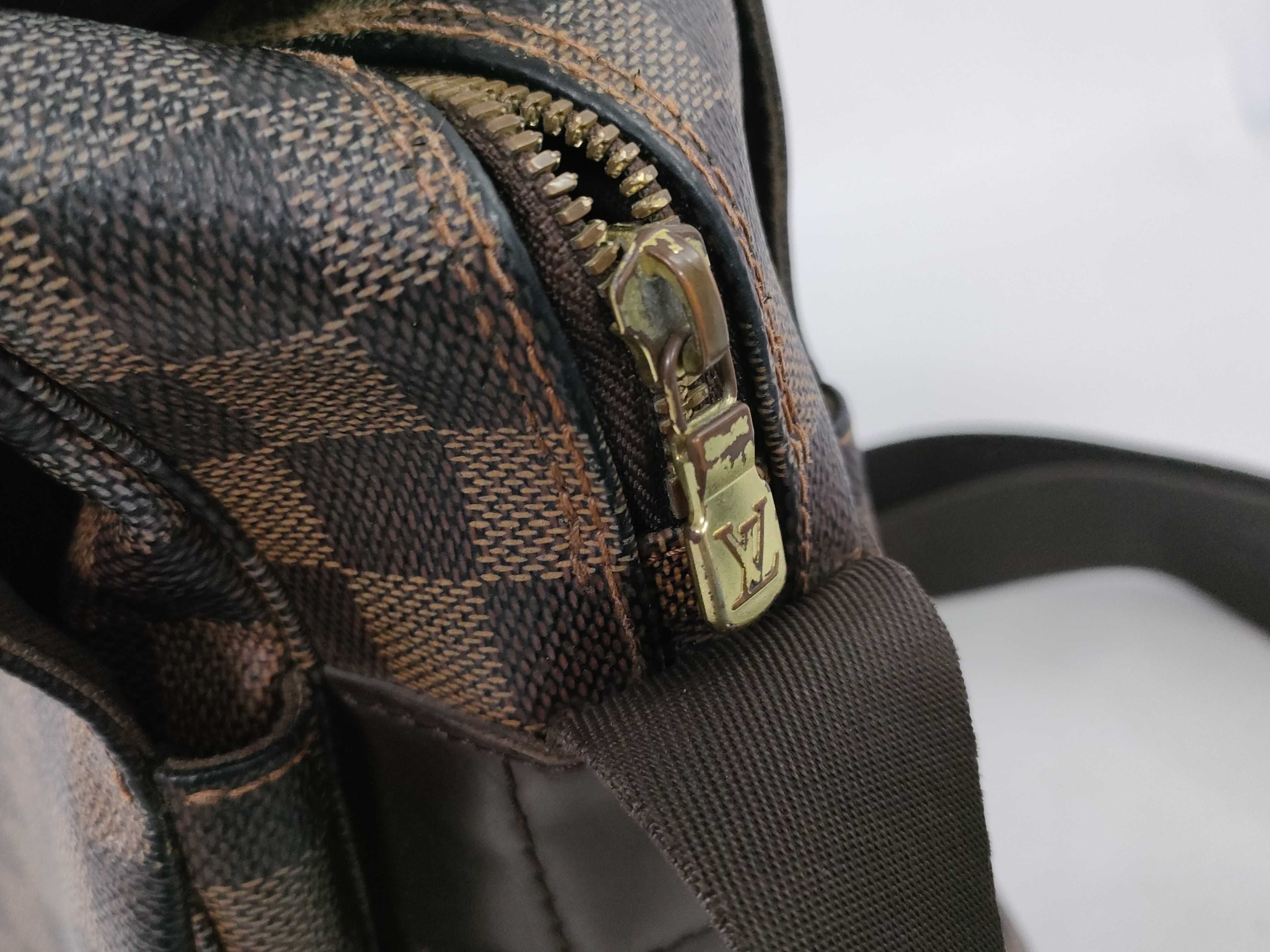 Damier Louis Vuitton Damier Shoulder Bag — view 13