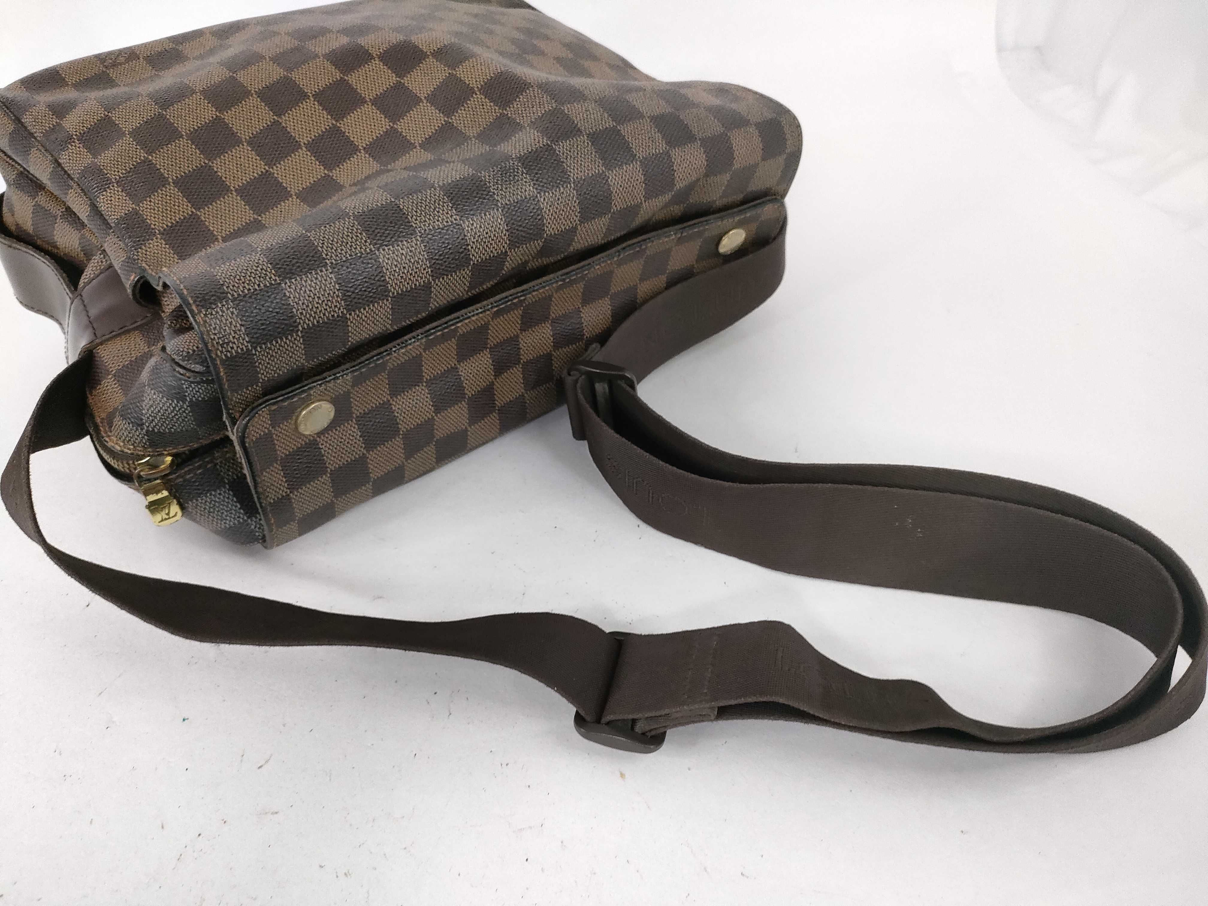 Damier Louis Vuitton Damier Shoulder Bag — view 3