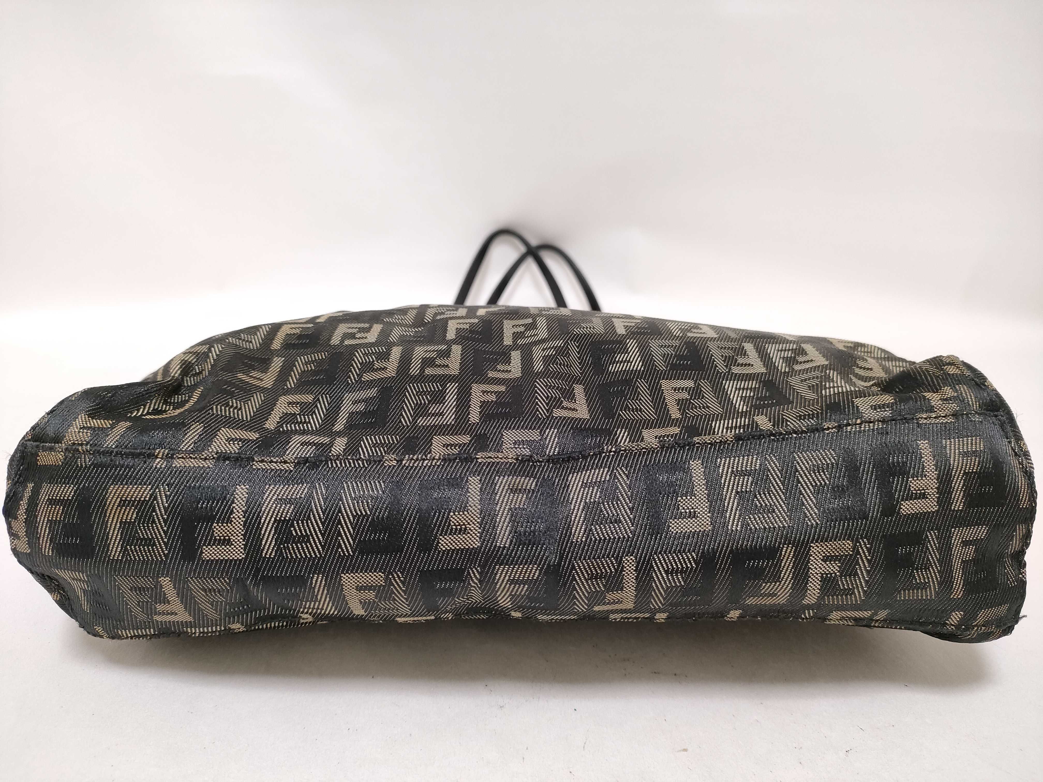 Zucchino Canvas Tote Bag — view 7