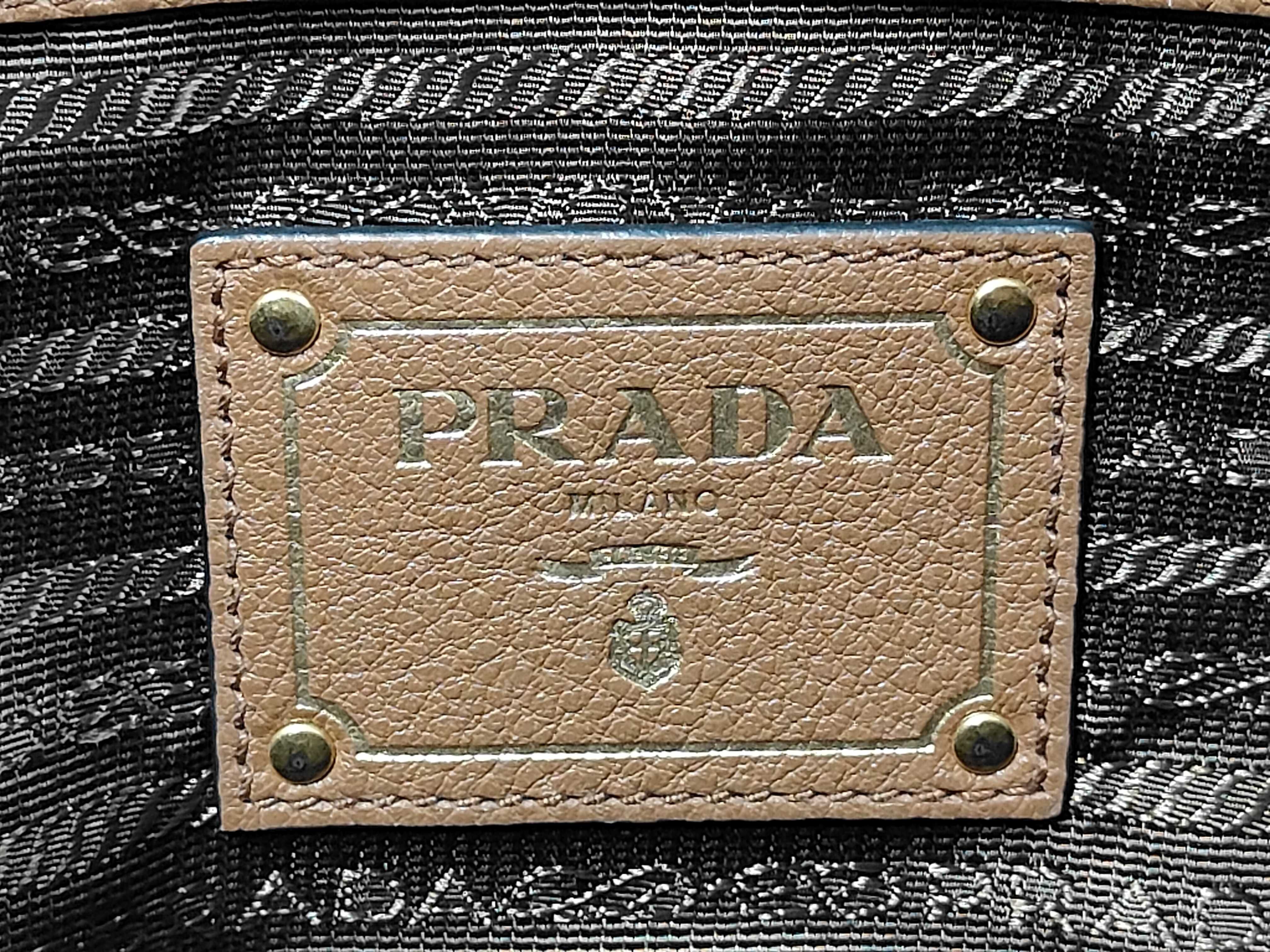 Embossed Logo Leather Tote Bag — view 9