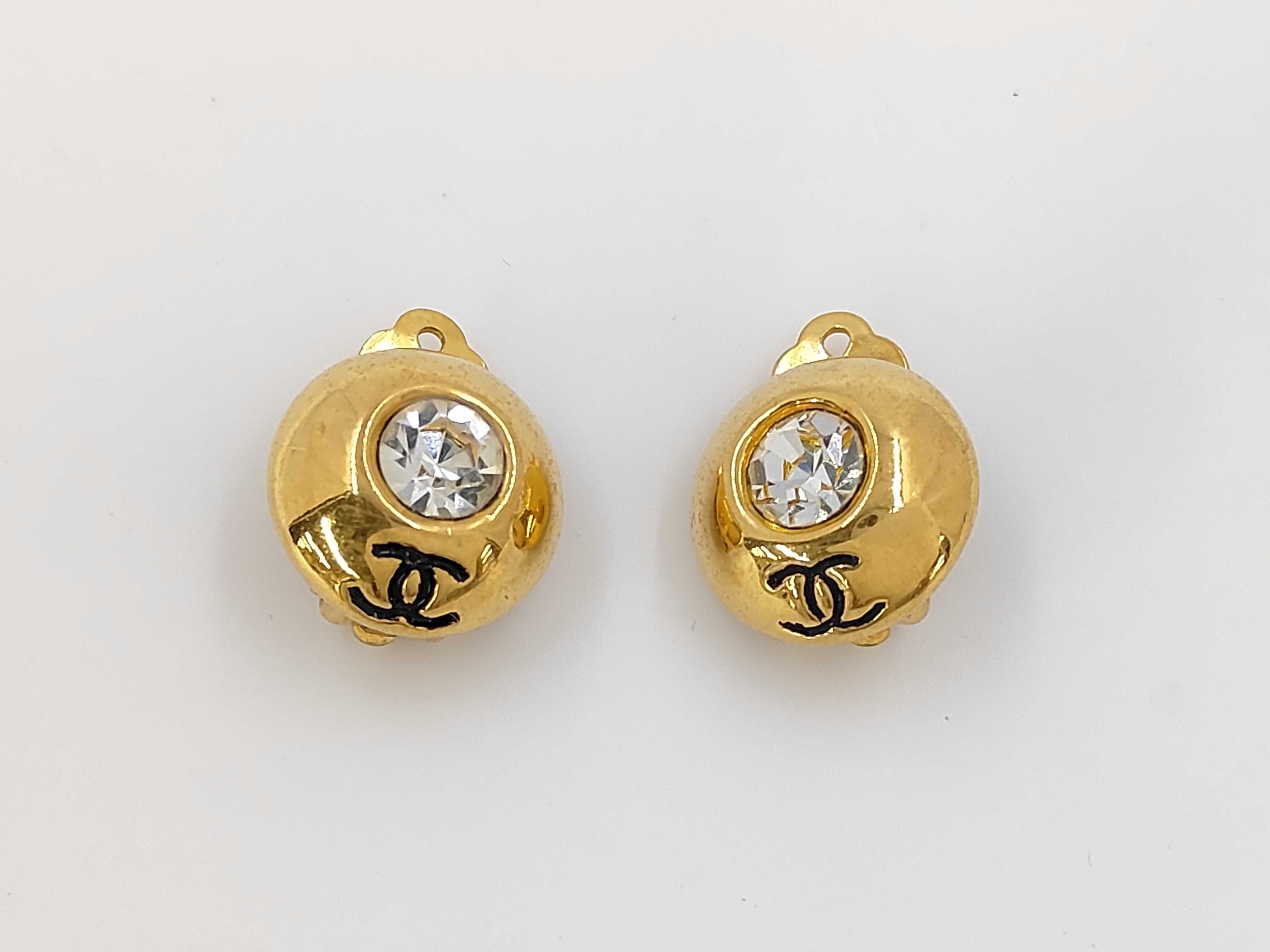 Round Stone Gold (YG) Earrings