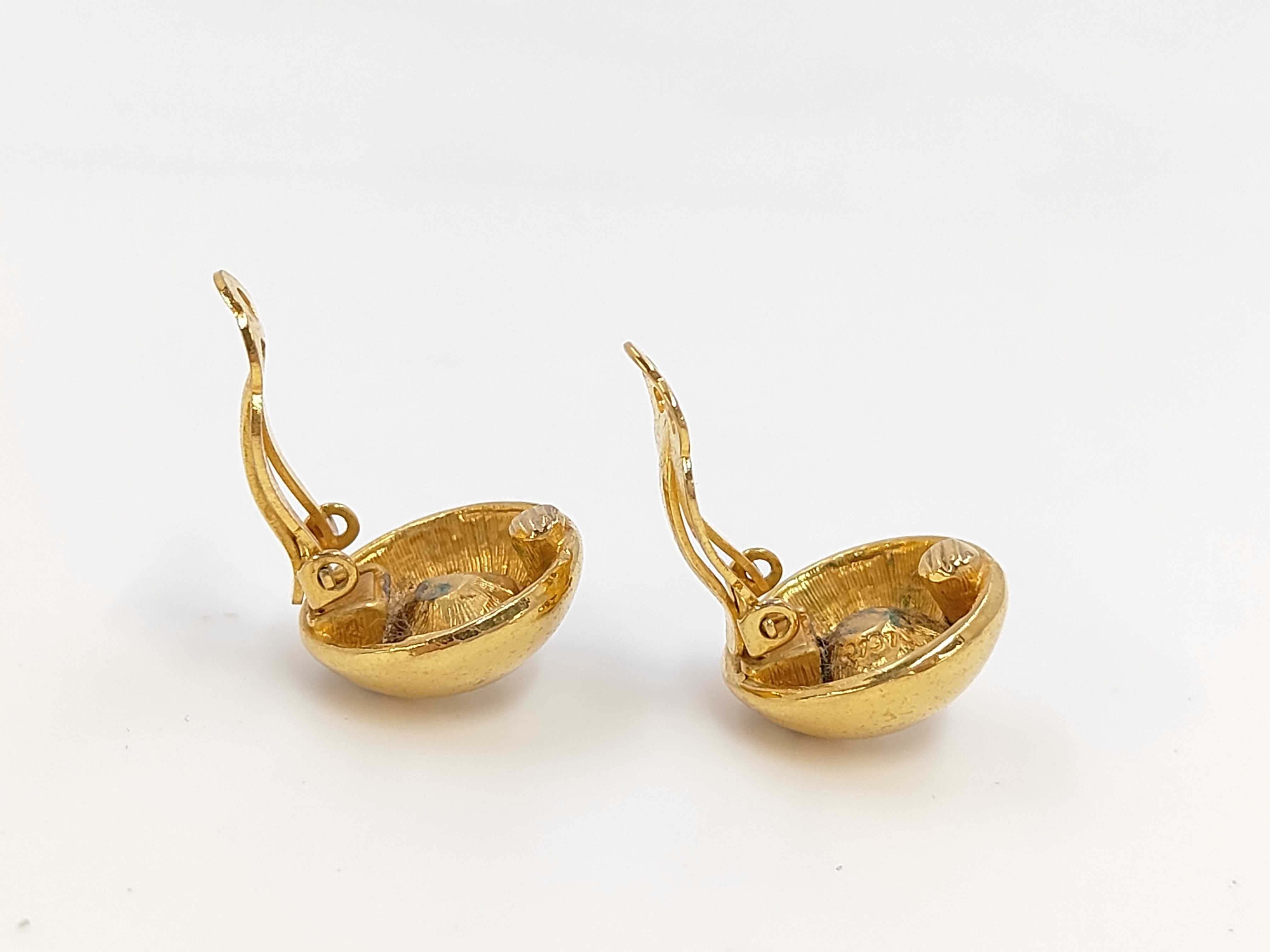 Round Stone Gold (YG) Earrings — view 3