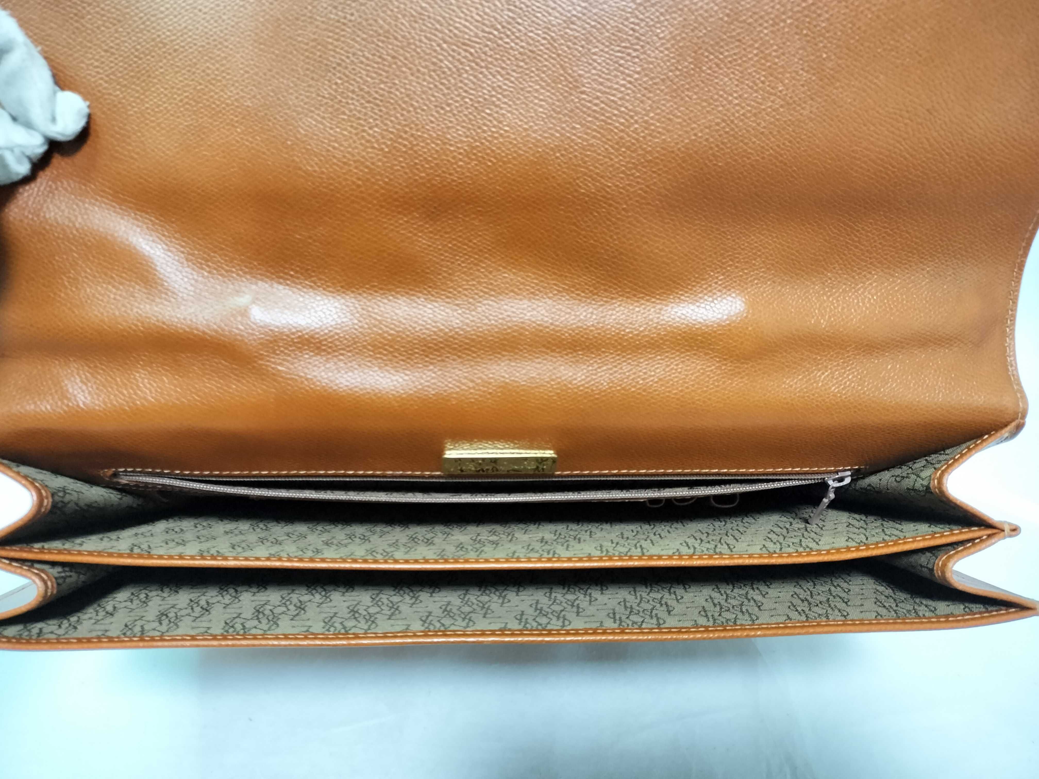 2-Way Business Bag Briefcase Leather Brown Gold Hardware Business Bag — view 15