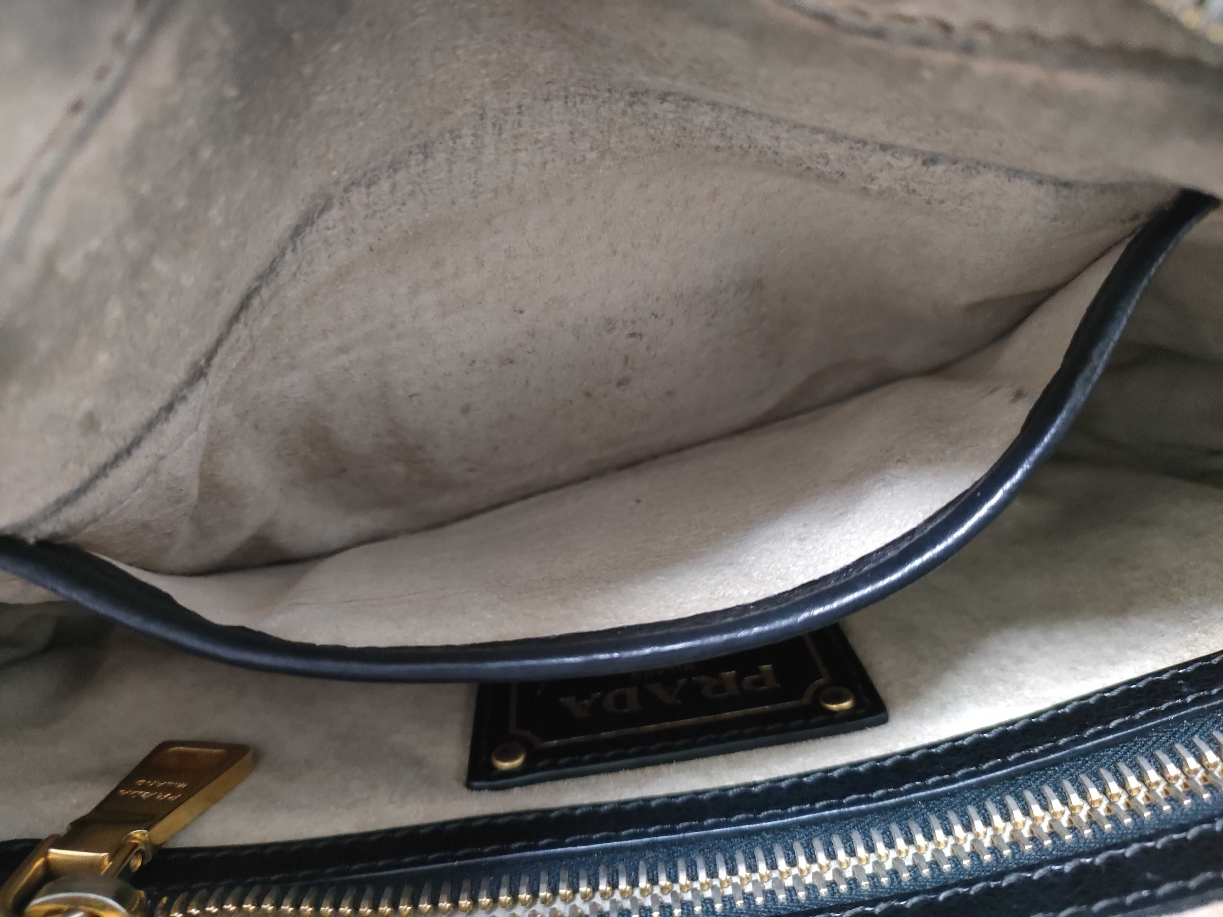 All Leather Chain One Shoulder Bag — view 12