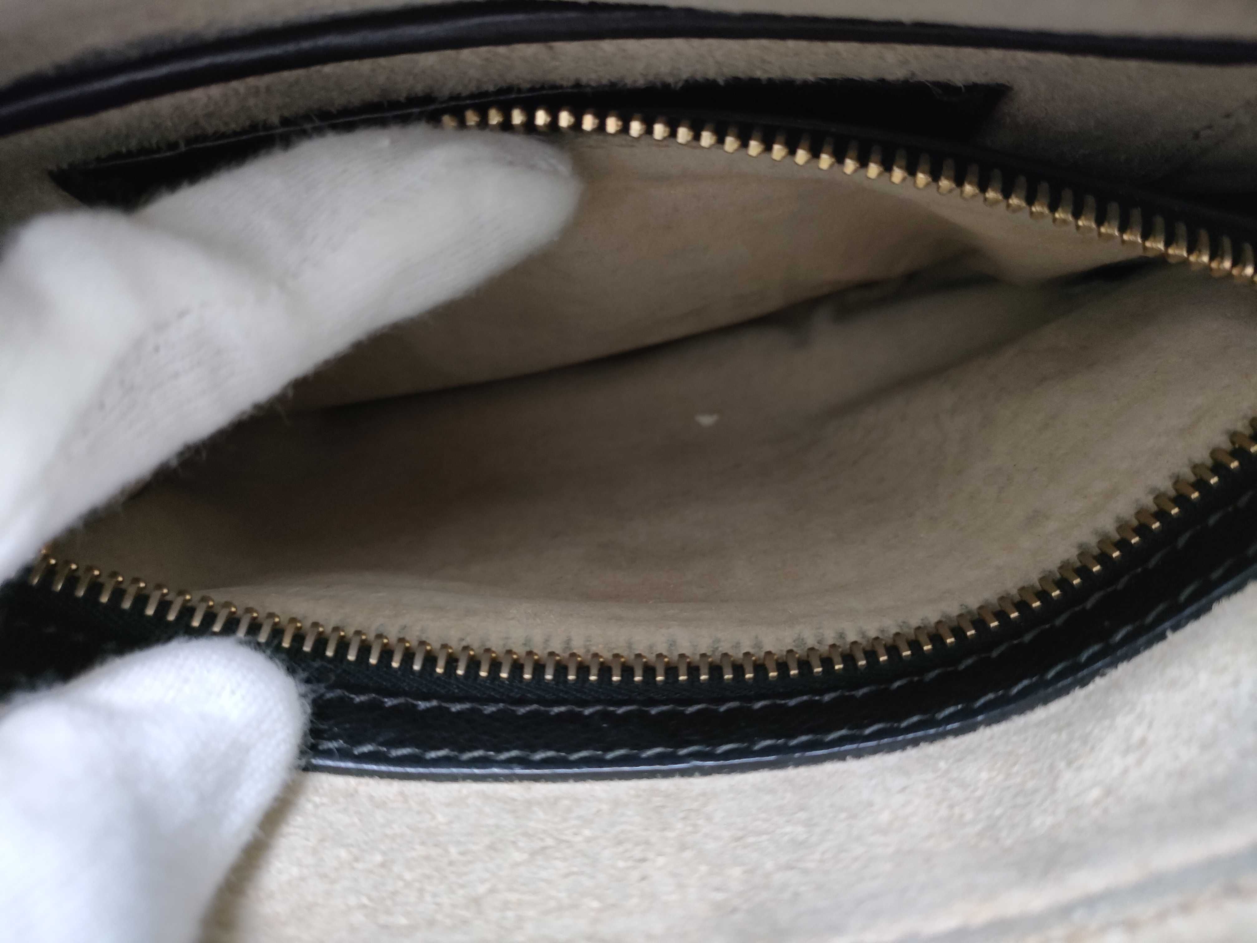 All Leather Chain One Shoulder Bag — view 13