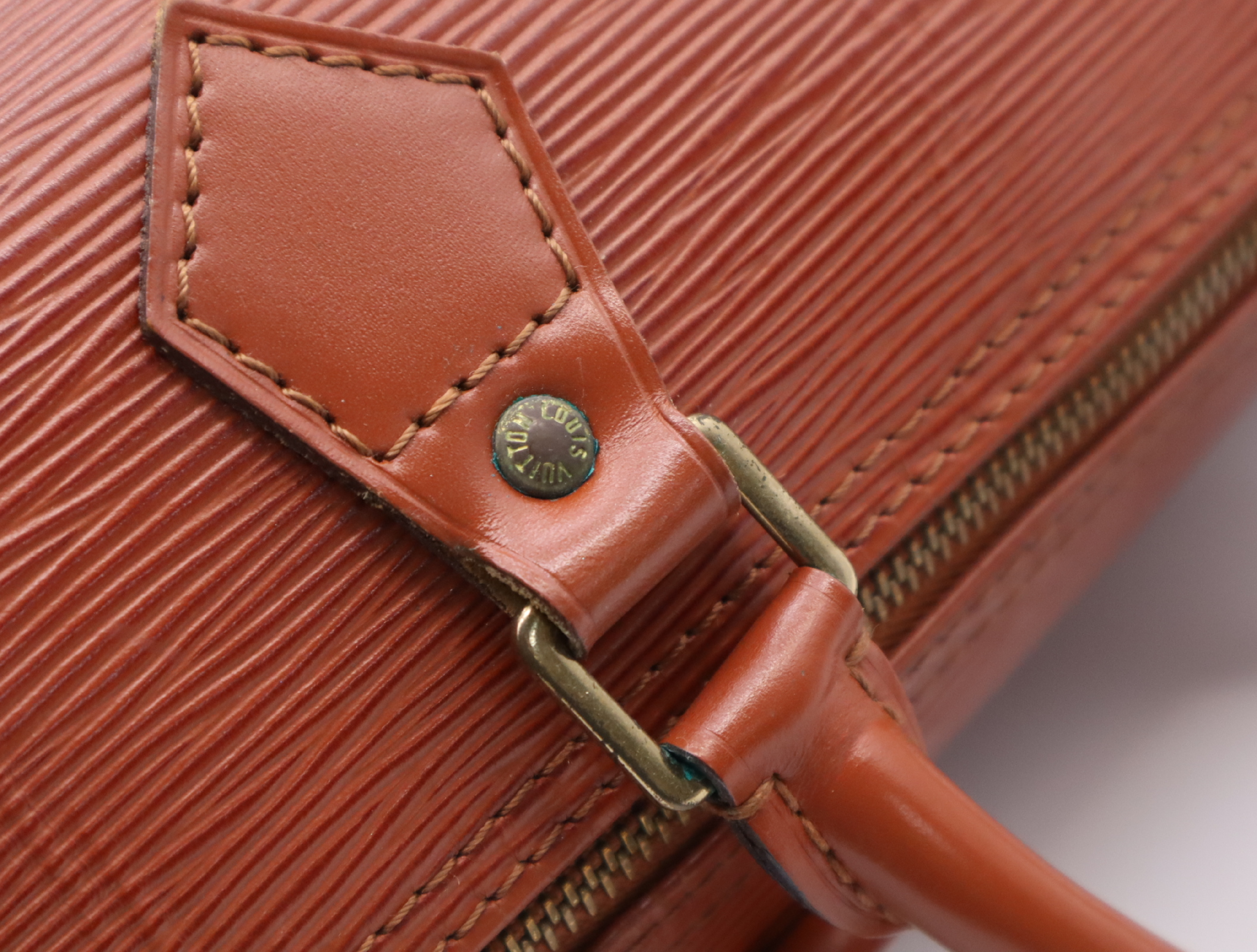 M43003 Epi Speedy 30 Kenya Brown Handbag — view 9