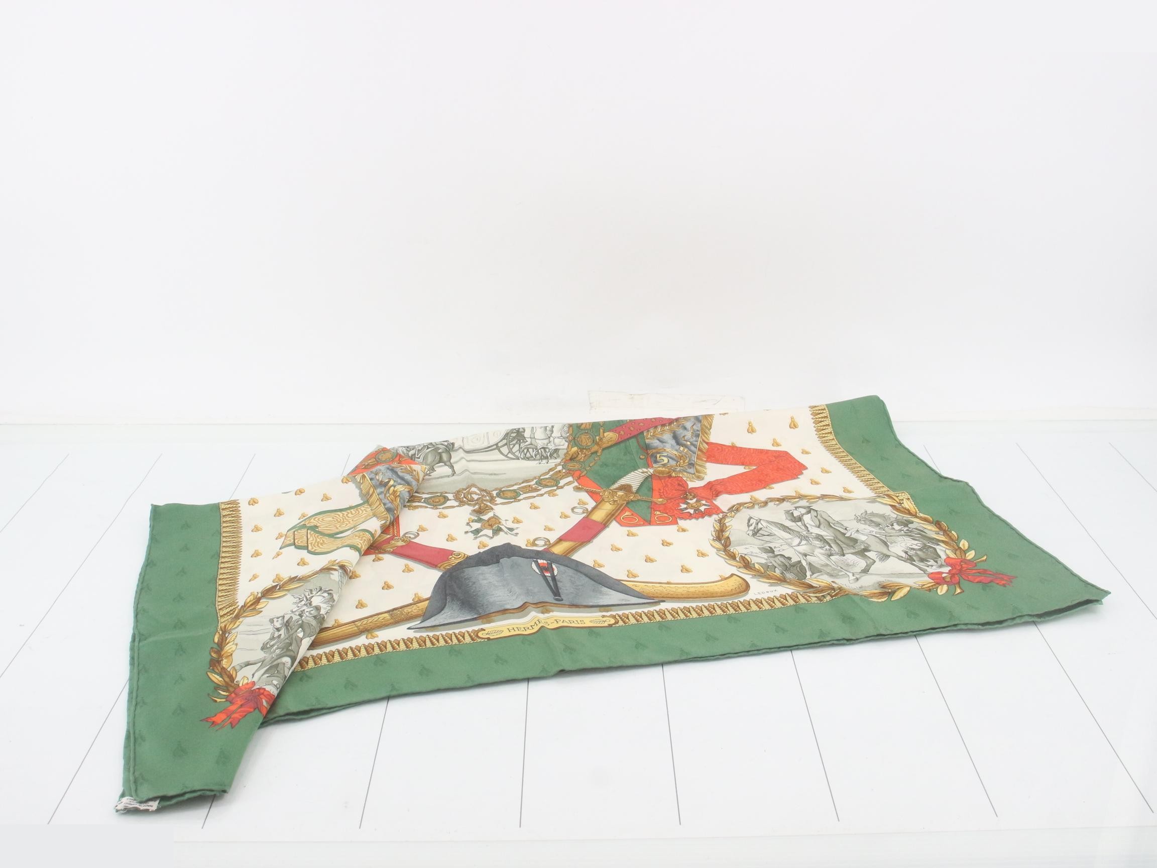 Scarf, Carre, 90cm, with box — view 3