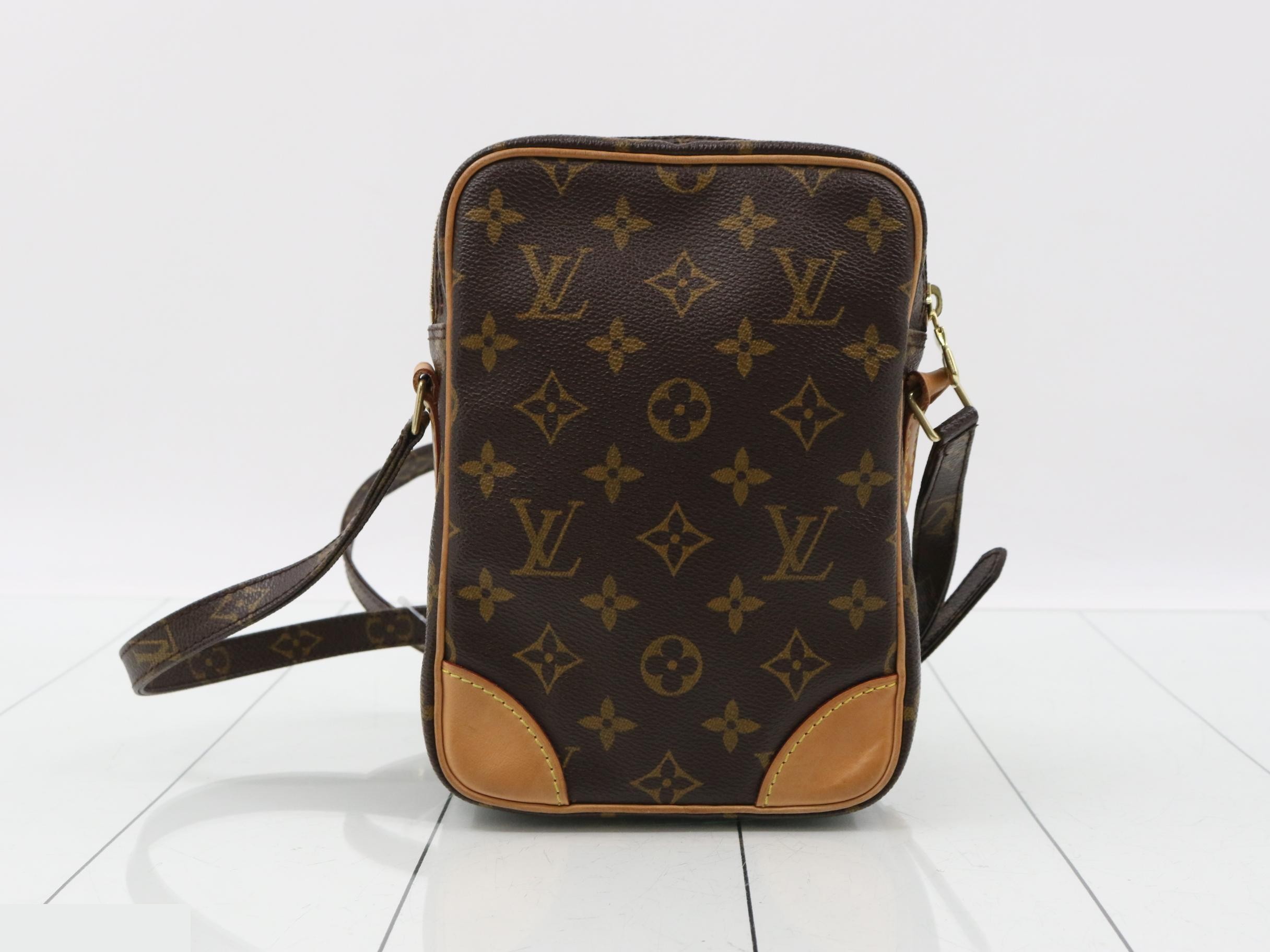Amazon TH0042 (with storage bag) — view 2