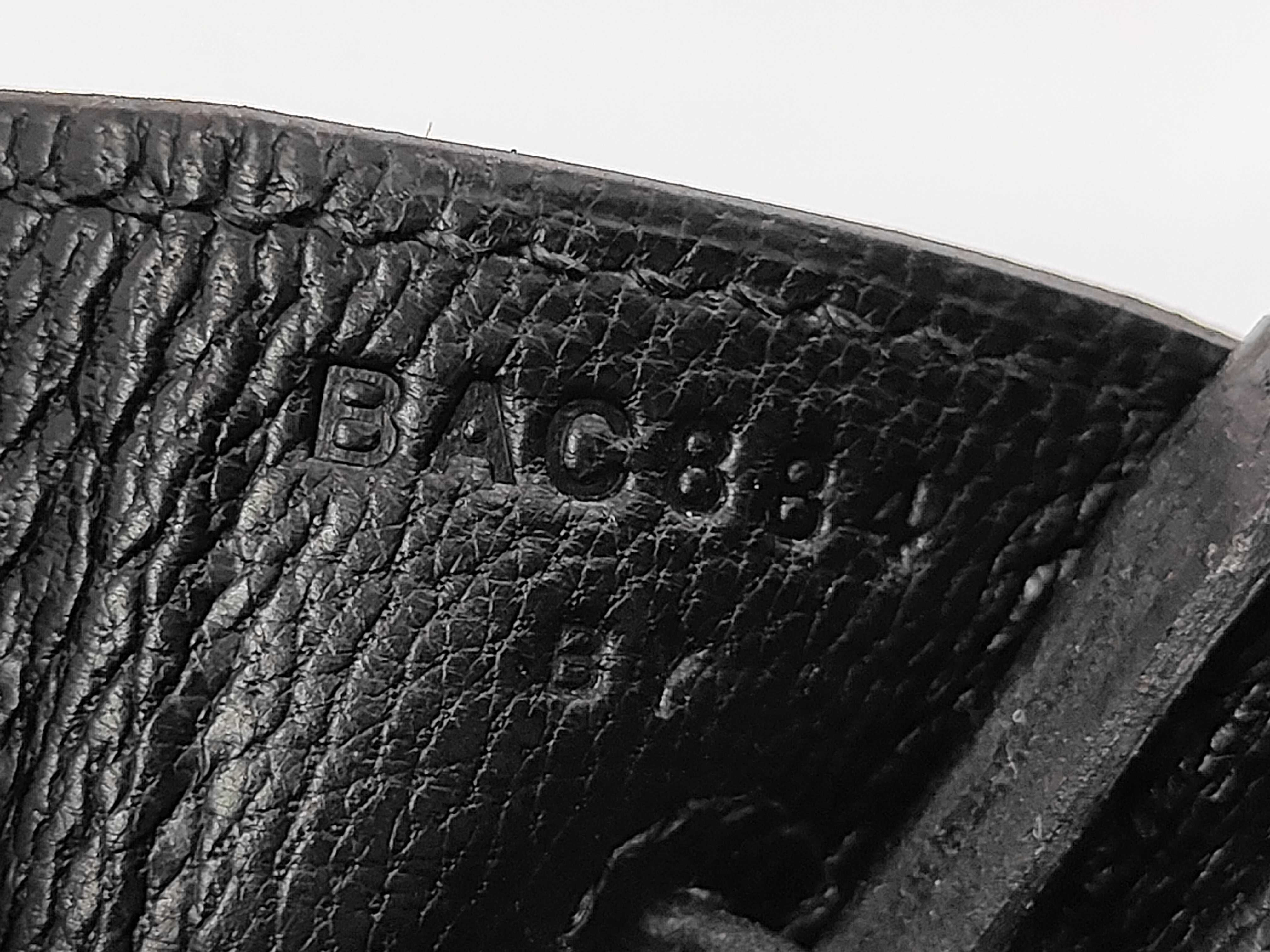 Birkin 25 Togo Black Gold Hardware B Stamp Handbag — view 15