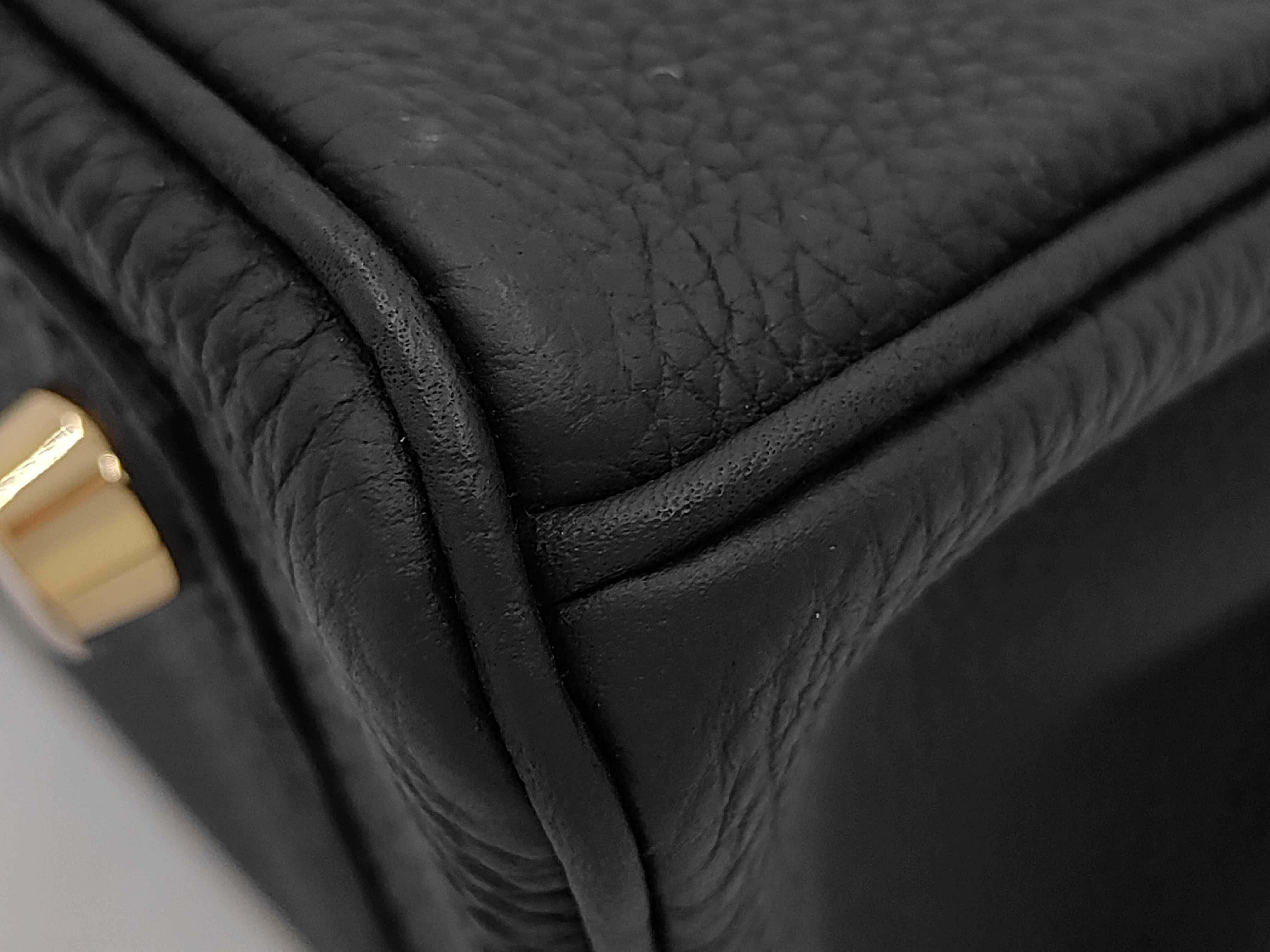 Birkin 25 Togo Black Gold Hardware B Stamp Handbag — view 4