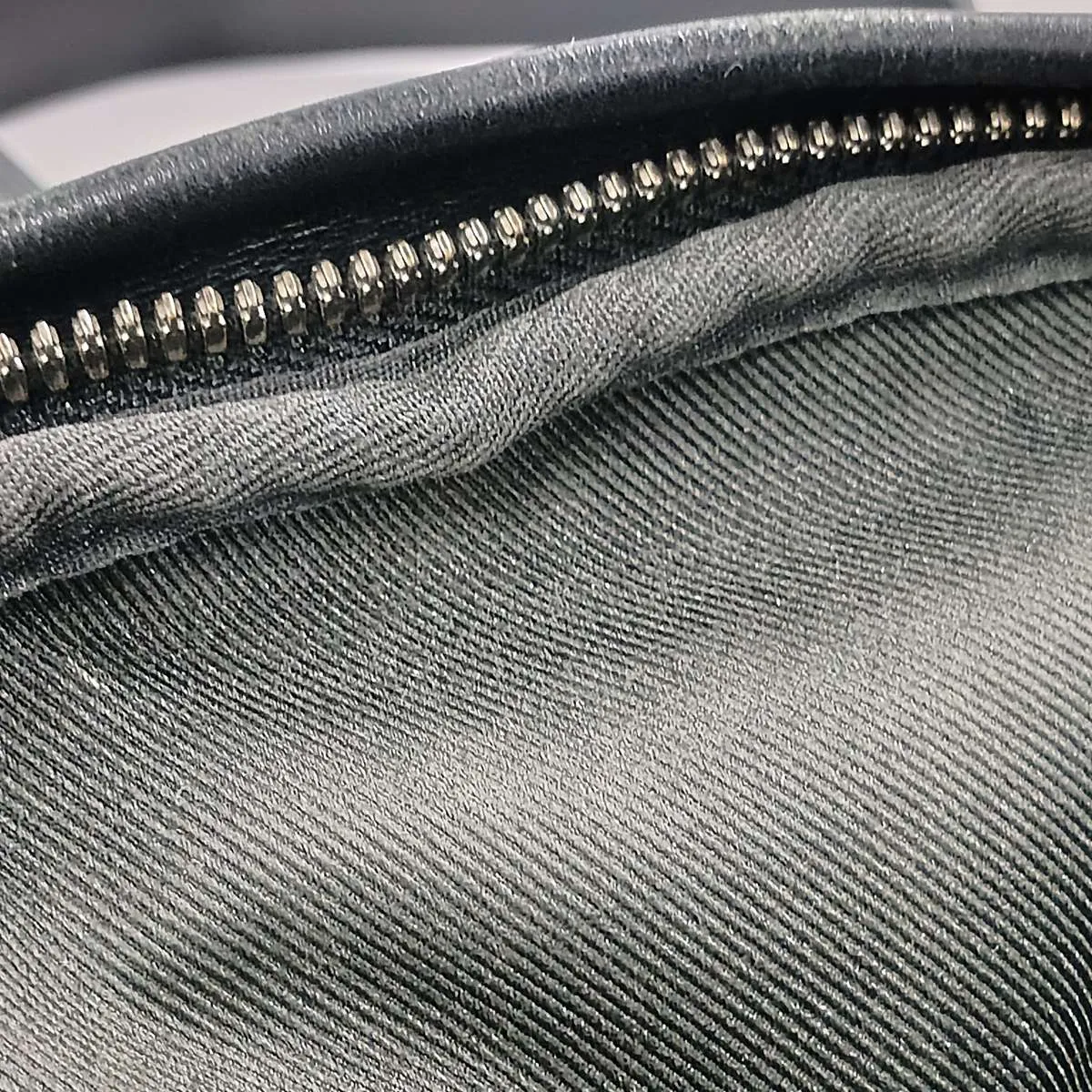 Monogram Eclipse Discovery Bum Bag M44336 SA0280 Black — view 11