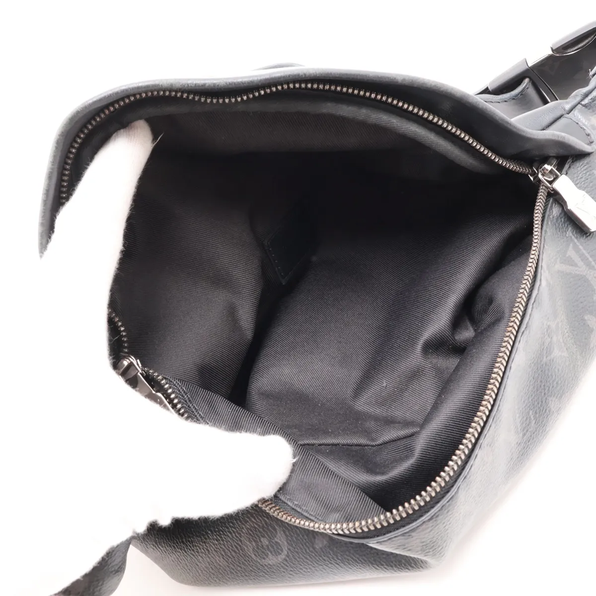 Monogram Eclipse Discovery Bum Bag M44336 SA0280 Black — view 6
