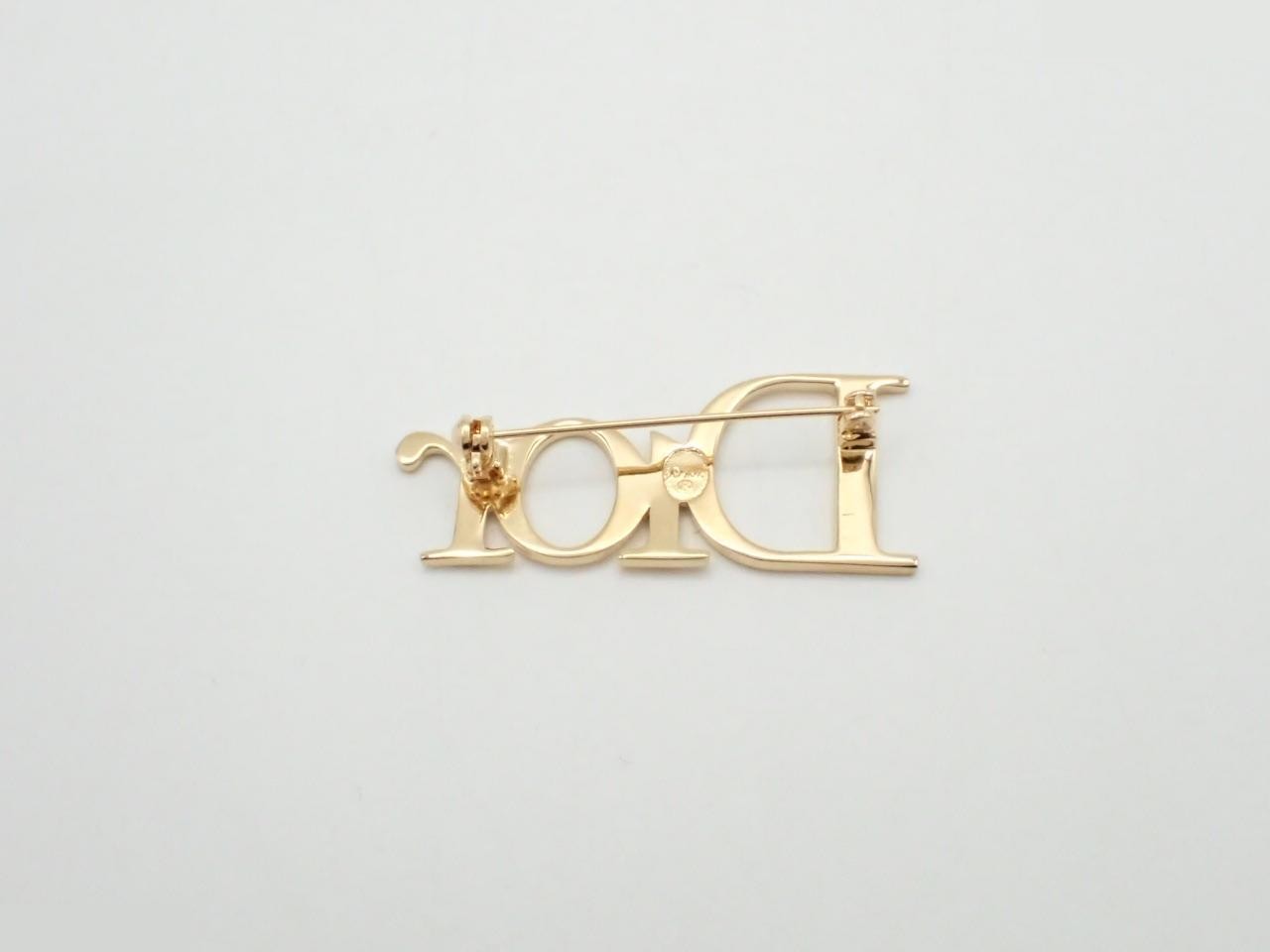 Other lines: Precious metals and brooches — view 2