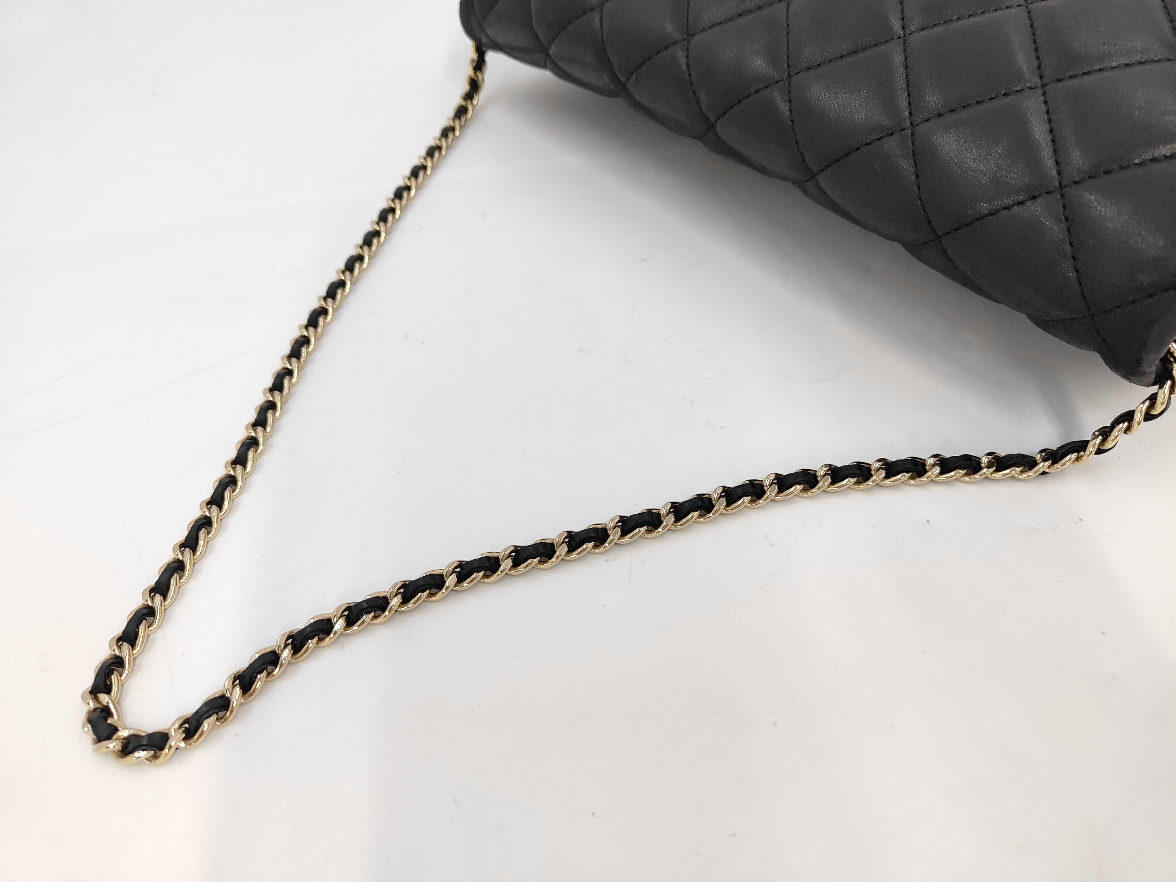 Matelassé Lambskin Chain Shoulder Bag (Serial No. 15) — view 4