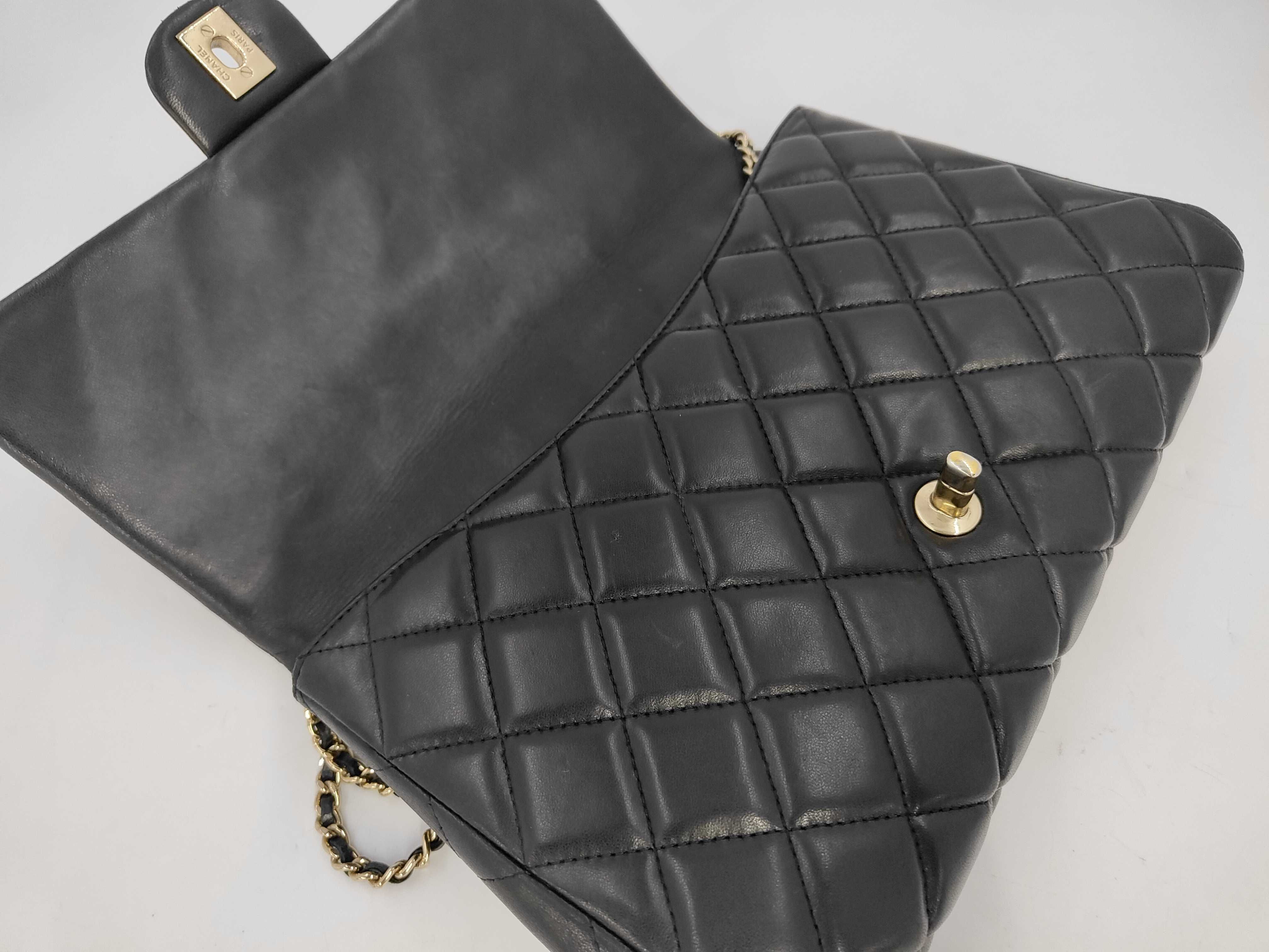 Matelassé Lambskin Chain Shoulder Bag (Serial No. 15) — view 9