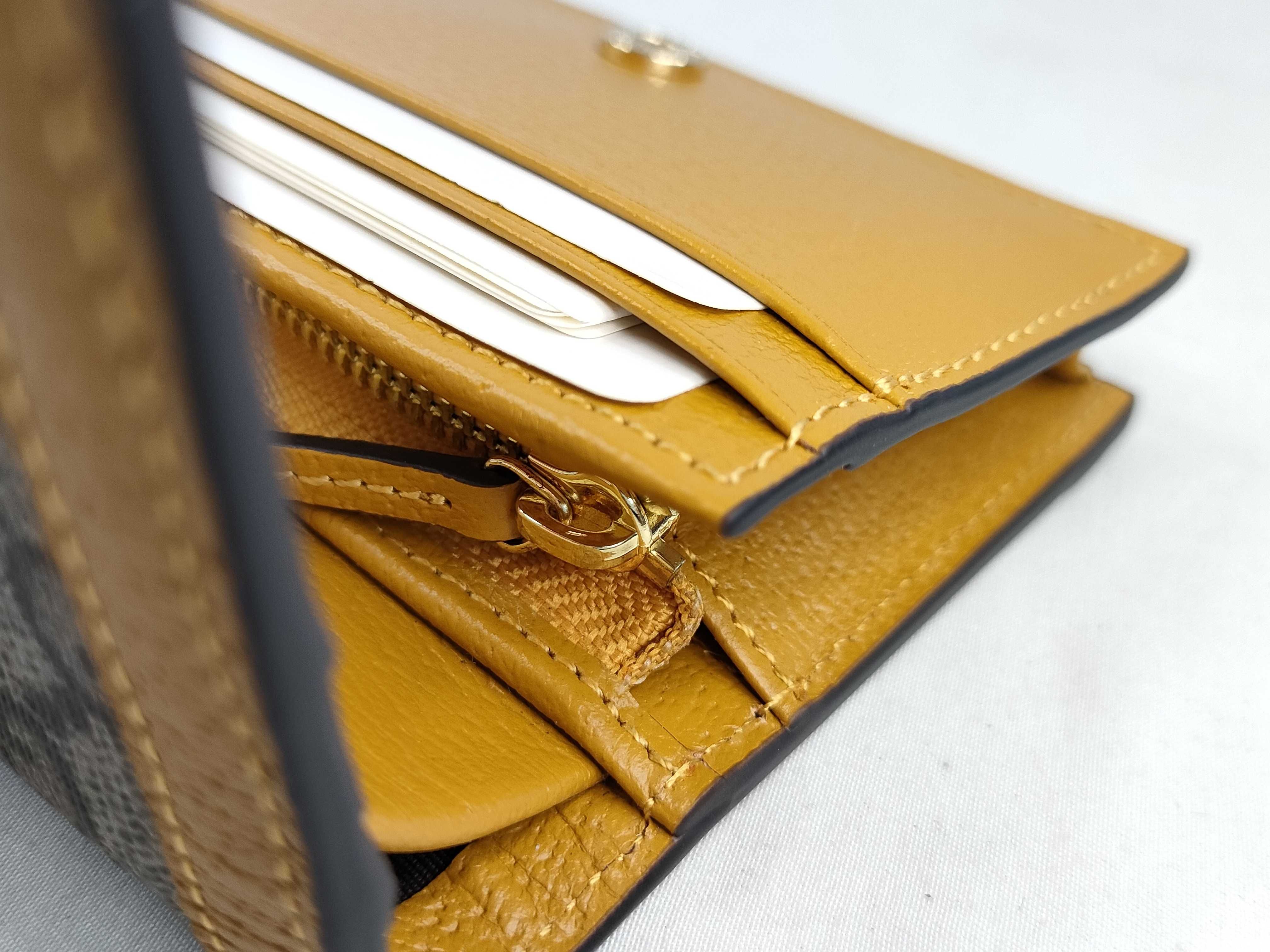 GG Gucci Teddy Bear Wallet (Unused) — view 13