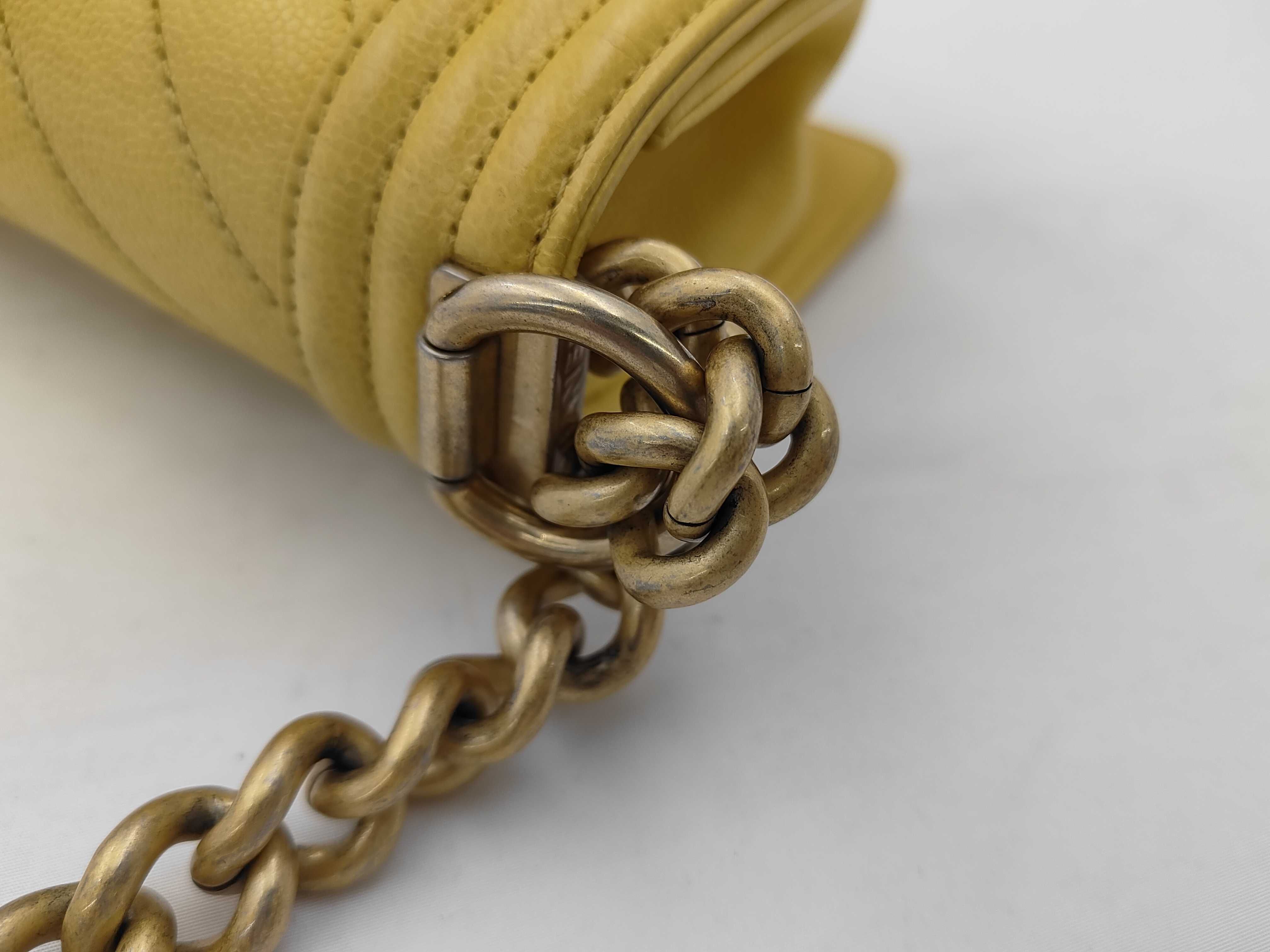Boy Chanel 20 Caviar Yellow Chain Shoulder Bag — view 5