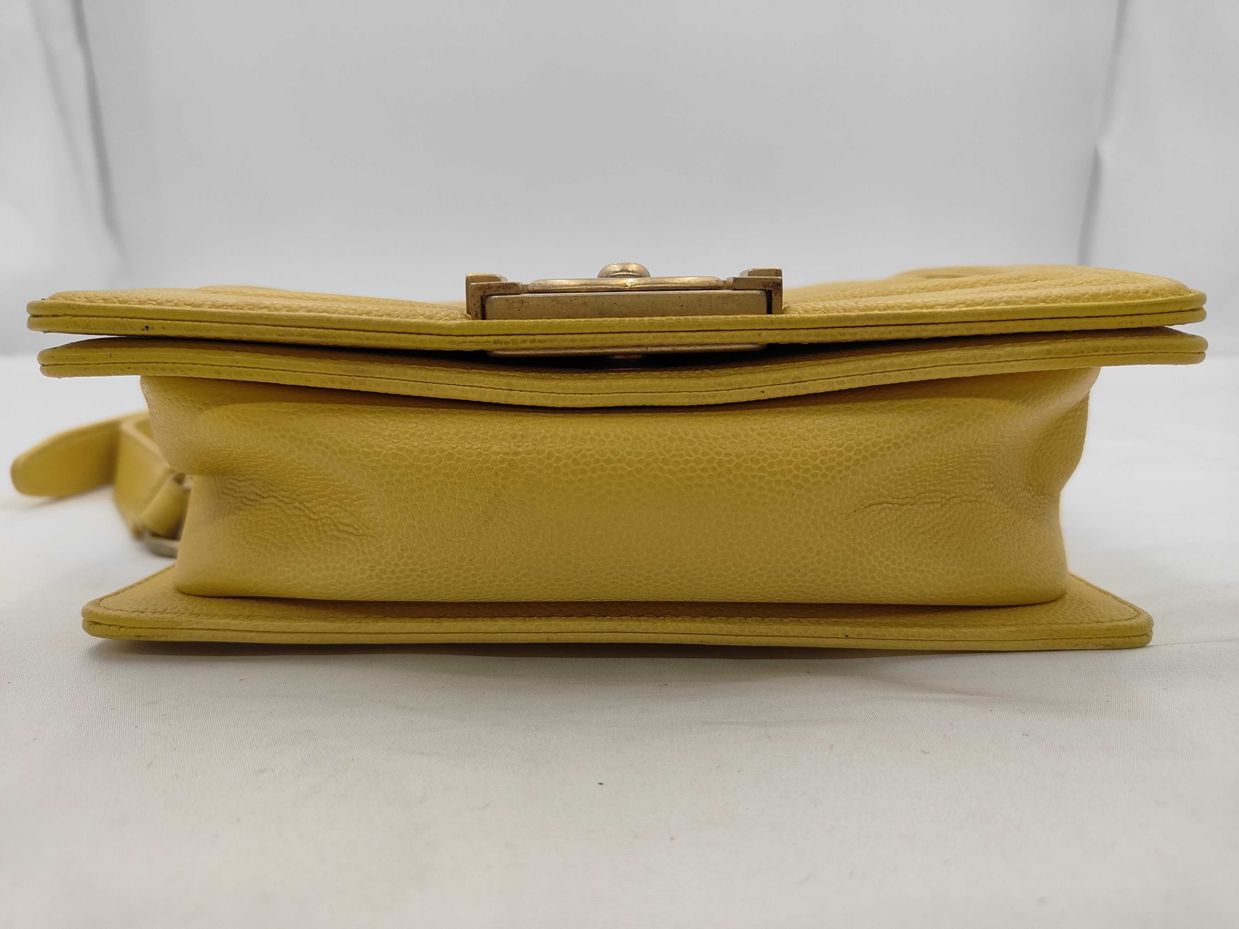 Boy Chanel 20 Caviar Yellow Chain Shoulder Bag — view 7