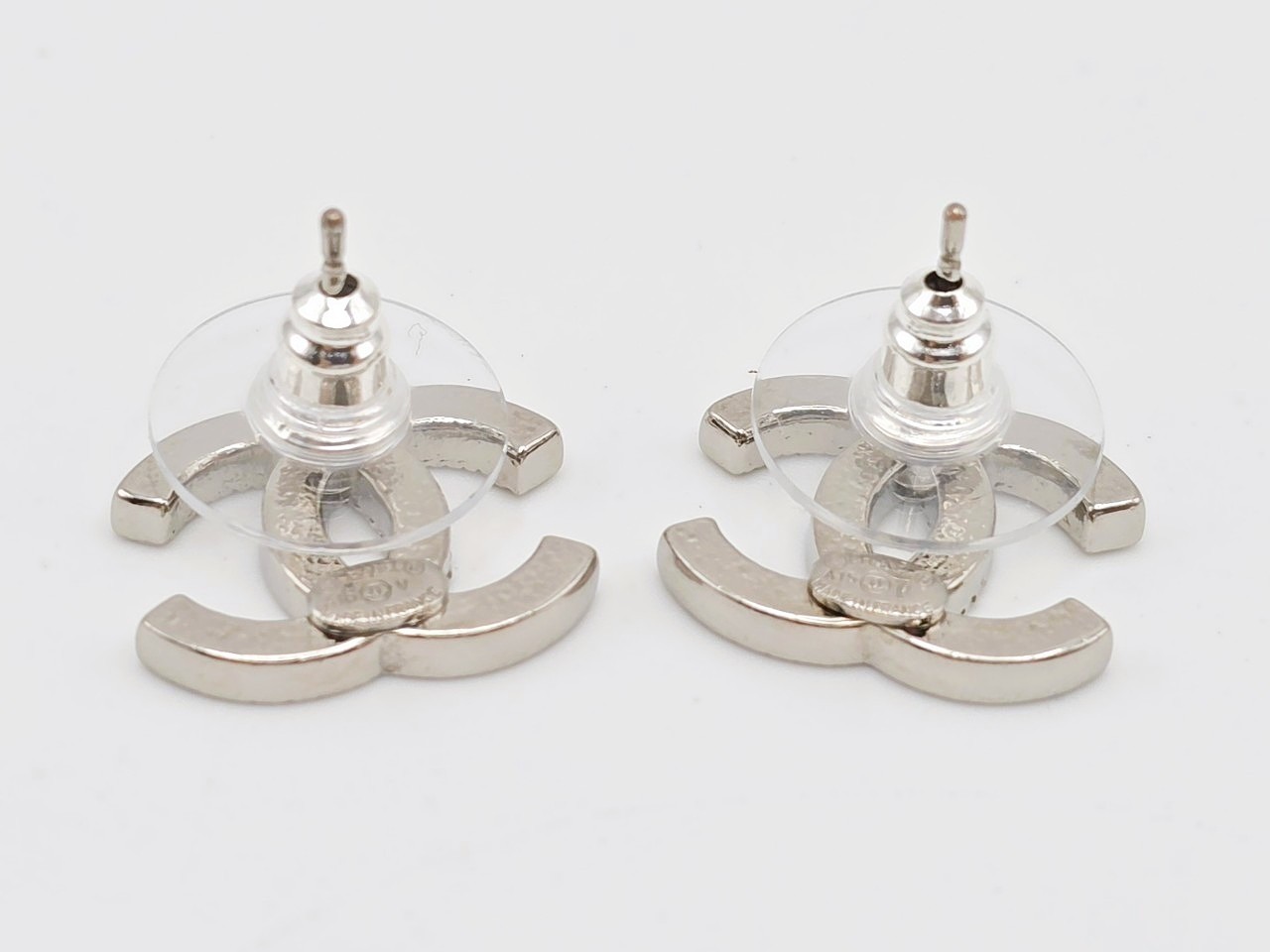 earrings — view 4