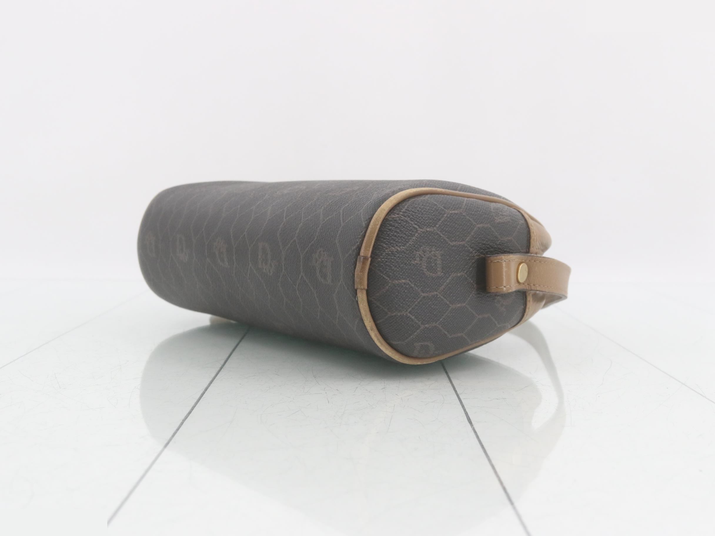 Honeycomb pattern shoulder bag — view 6