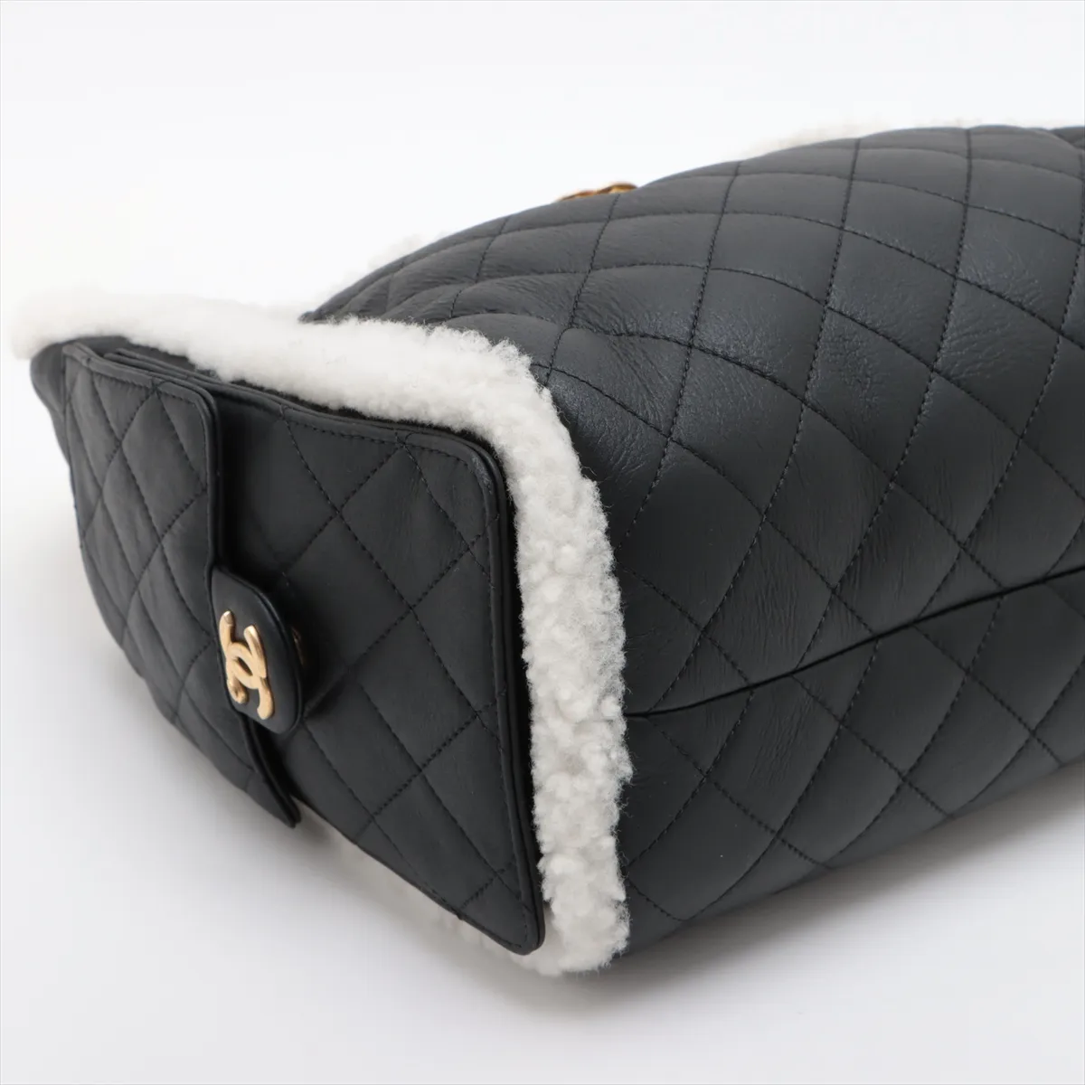 [Individually wrapped] Chanel 25 Small Leather x Boa Chain Shoulder Bag Black x White Gold Hardware EC4XP451 Random Plate — view 4