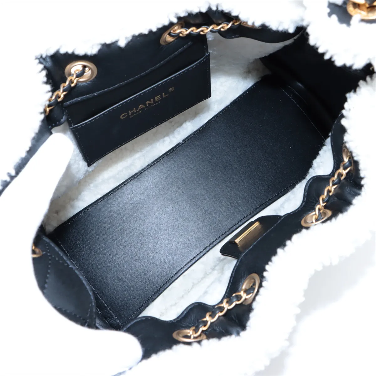 [Individually wrapped] Chanel 25 Small Leather x Boa Chain Shoulder Bag Black x White Gold Hardware EC4XP451 Random Plate — view 6