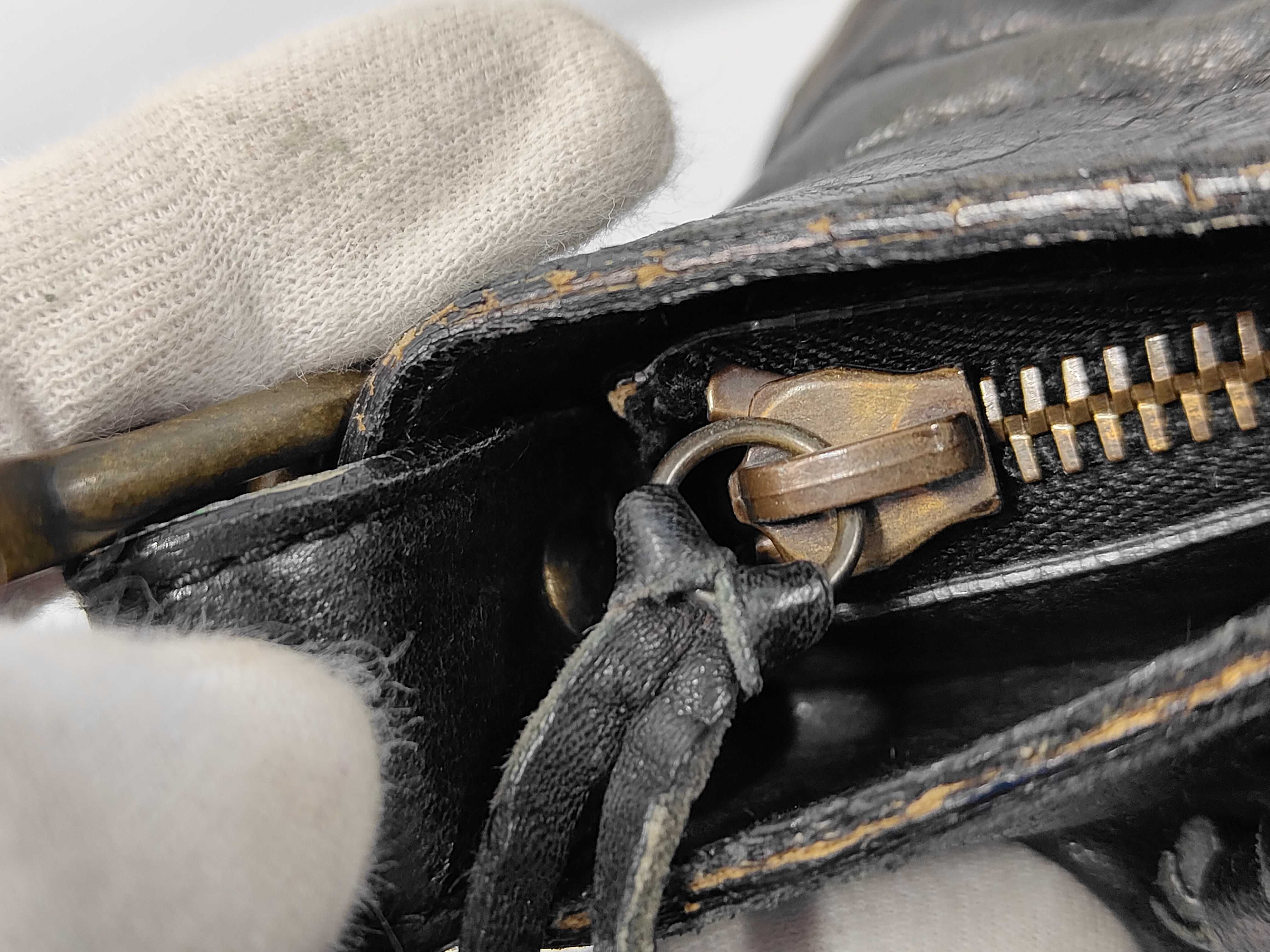 City Black Leather Handbag — view 8