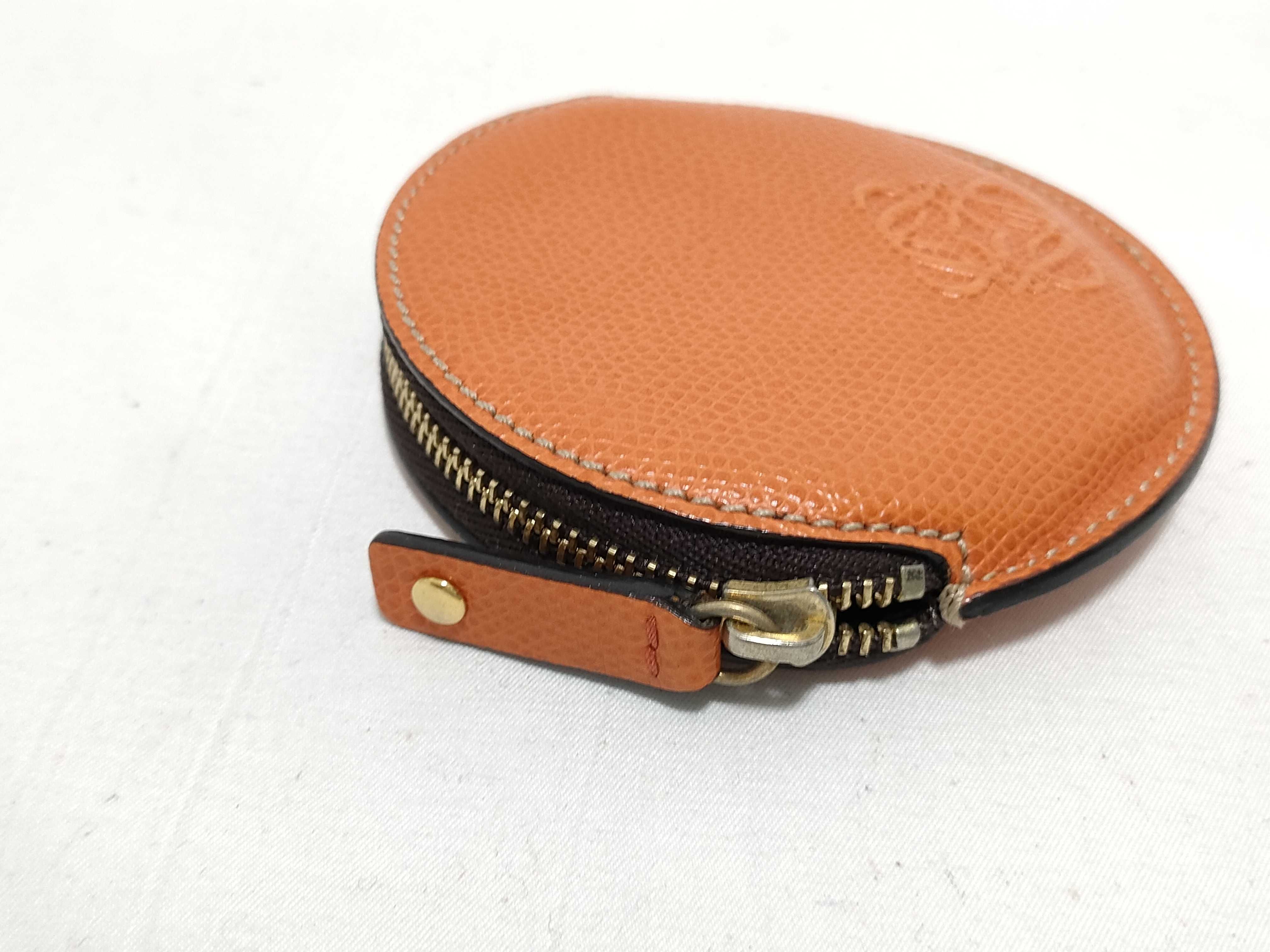 Anagram Coin Case — view 5