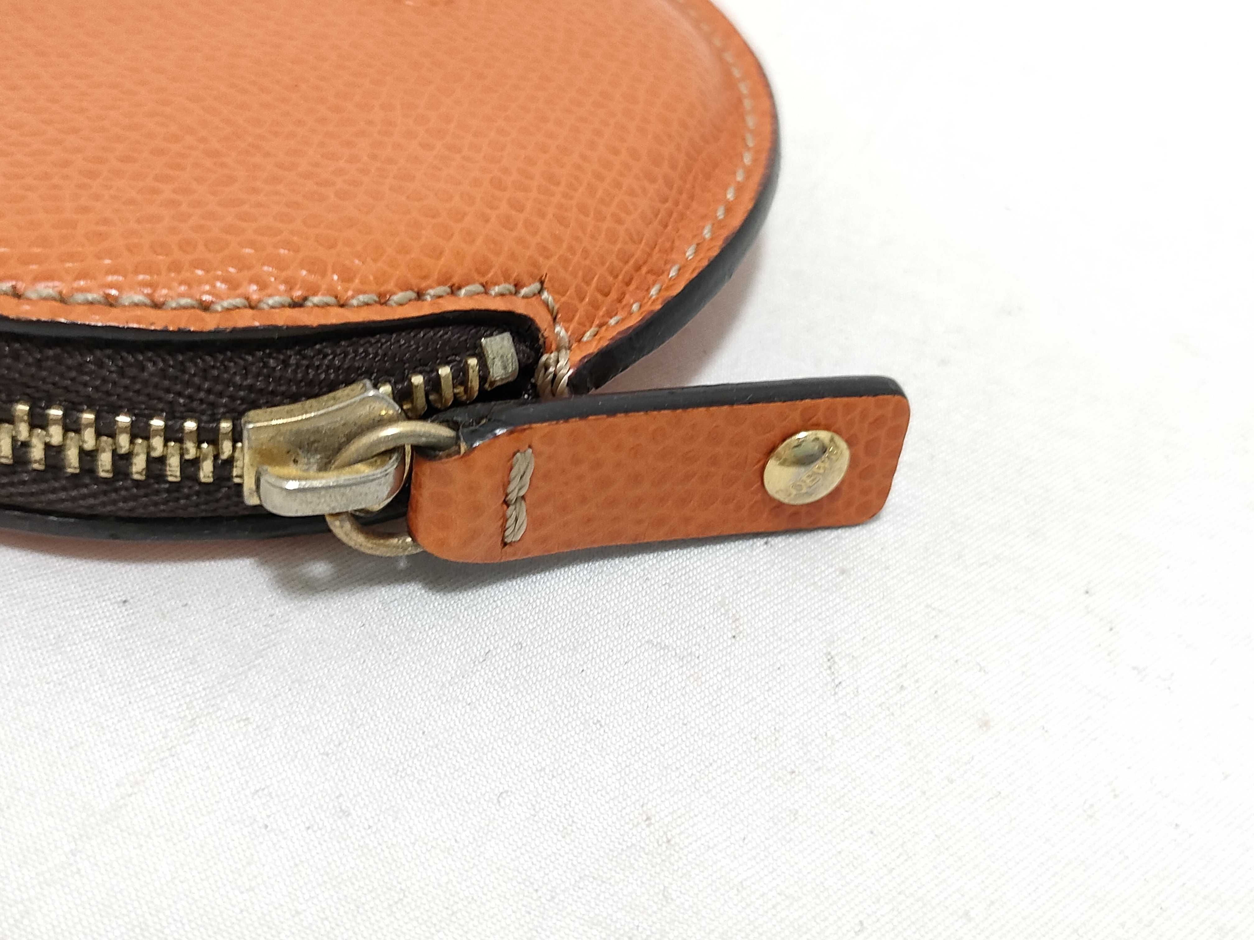 Anagram Coin Case — view 7