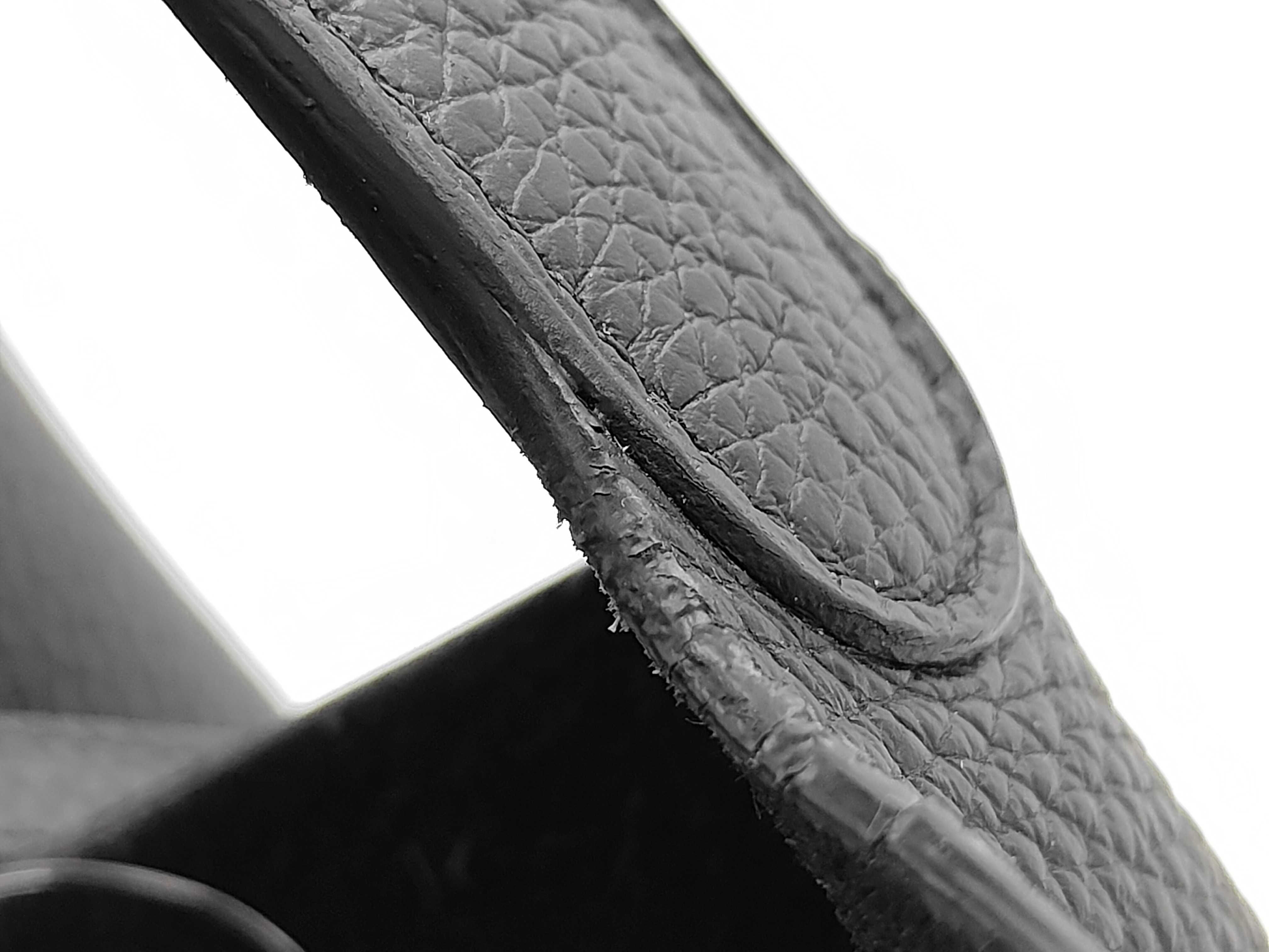 Picotin 22 Black Handbag — view 3