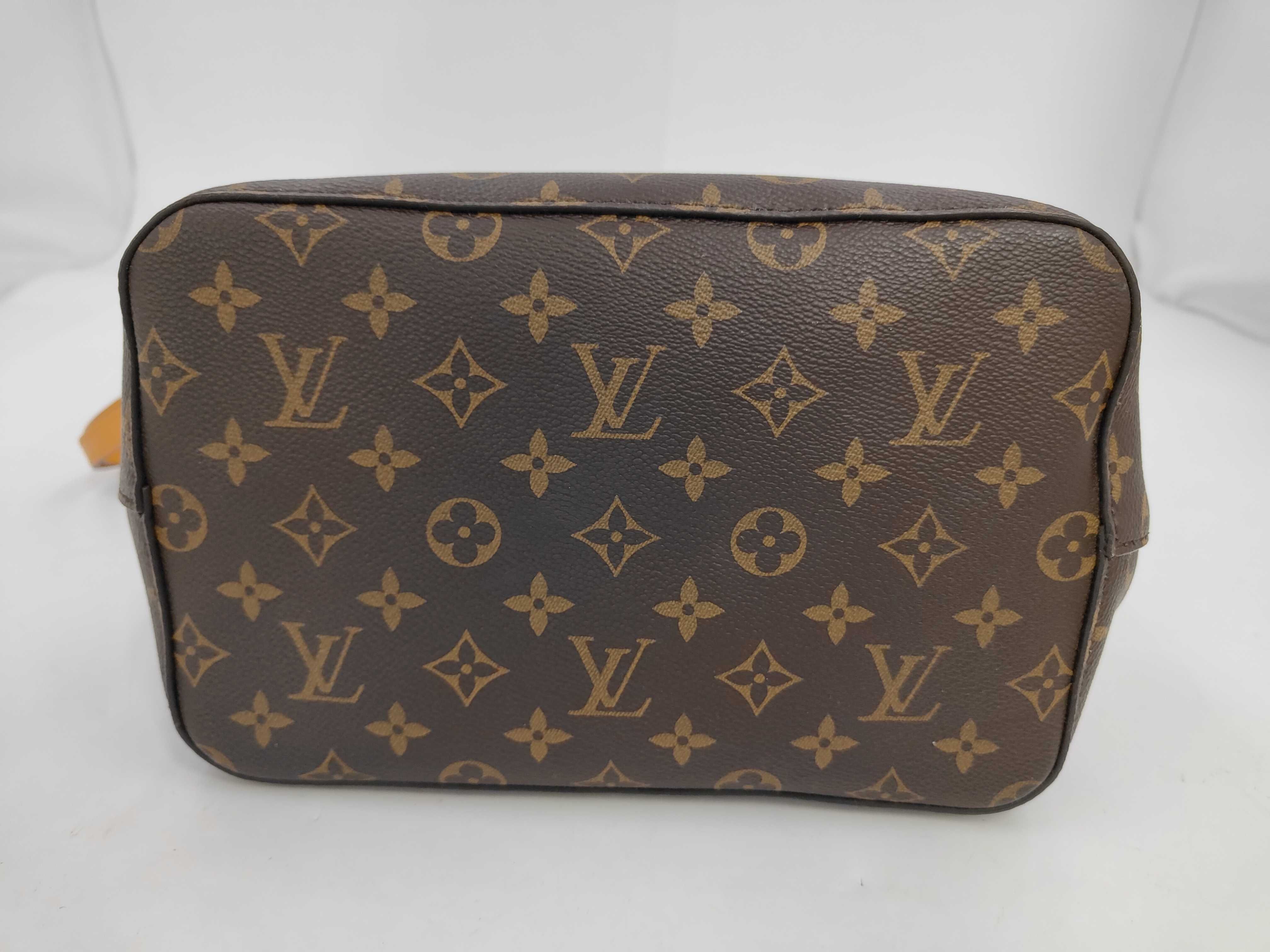 Monogram NeoNoe M43430 Shoulder Bag — view 3