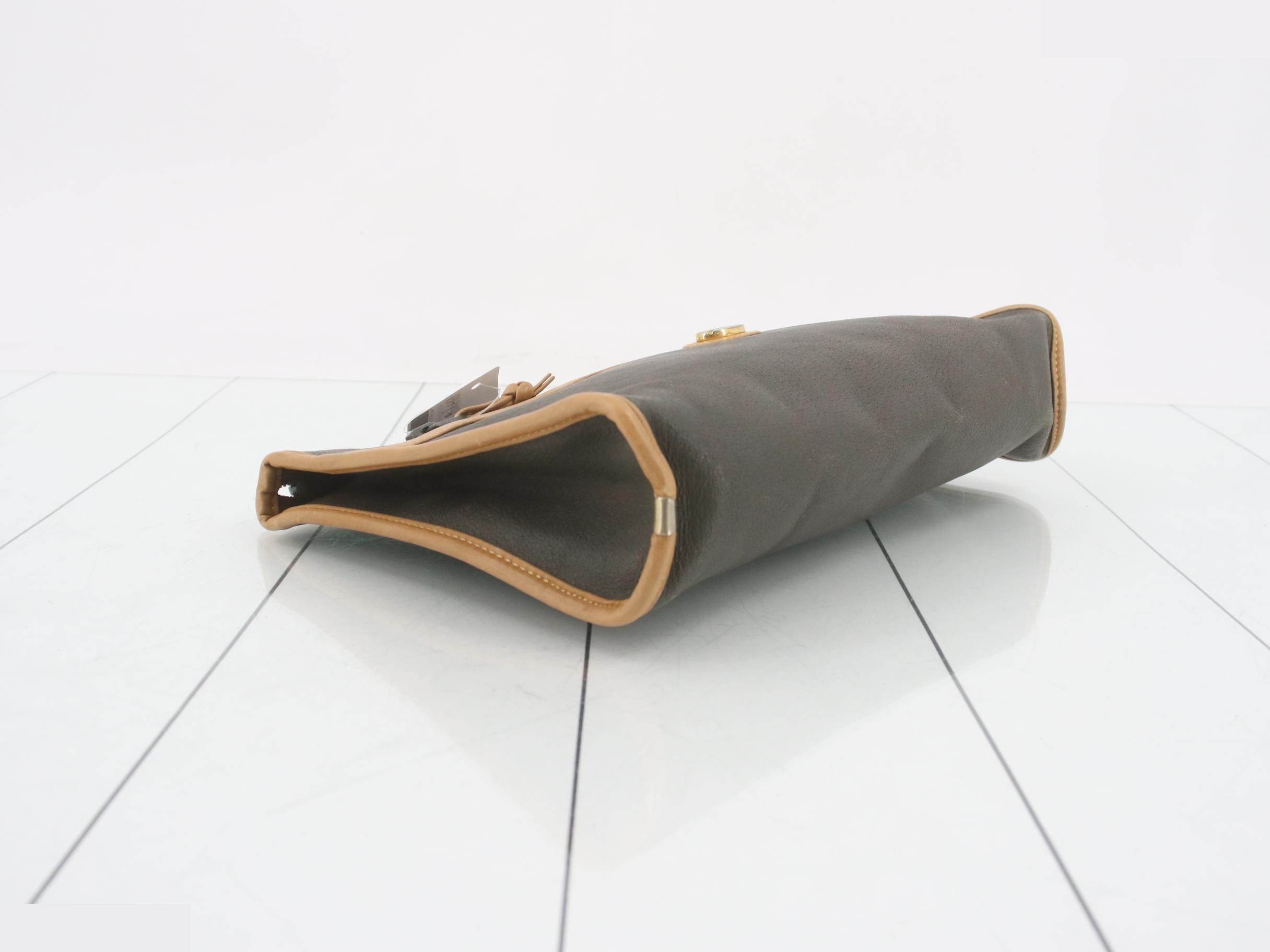 leather — view 5